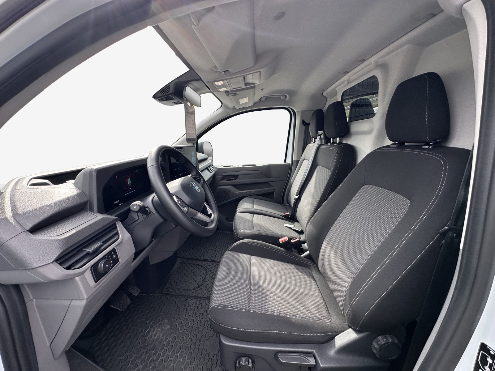 VW Transporter Kastenwagen BEV RS 3100mm 218PS AUT-image-7