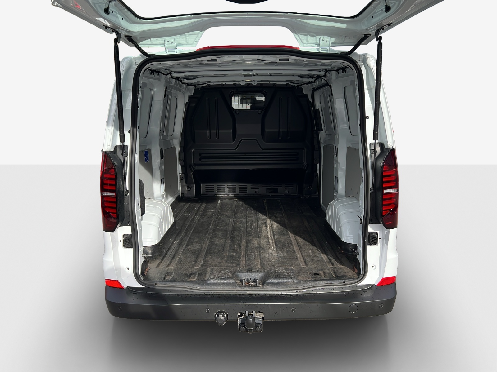 VW Transporter Kastenwagen BEV RS 3100mm 218PS AUT-image-12