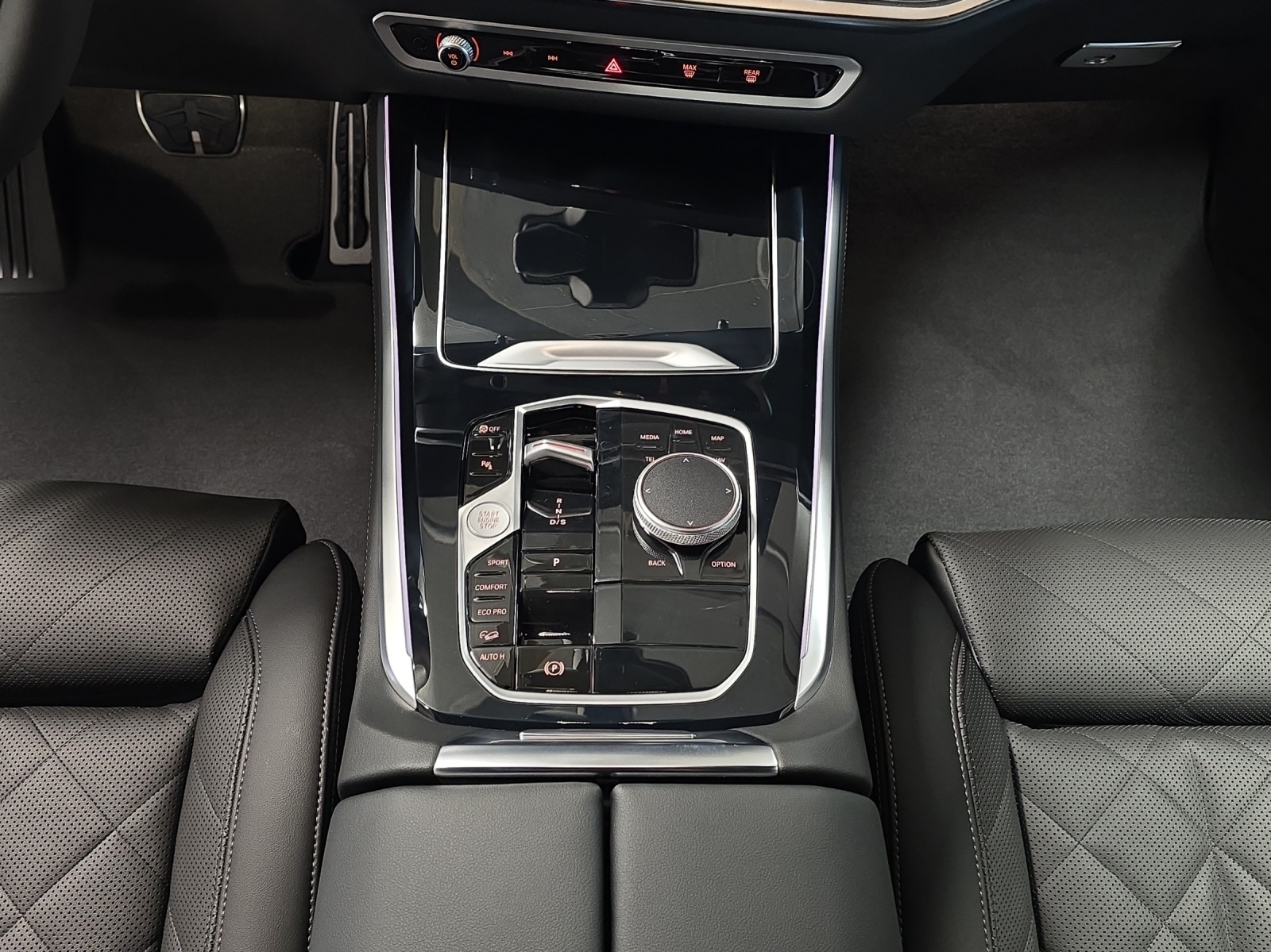 BMW X5 xDrive 48V 40i M Sport Pro Steptronic-image-13