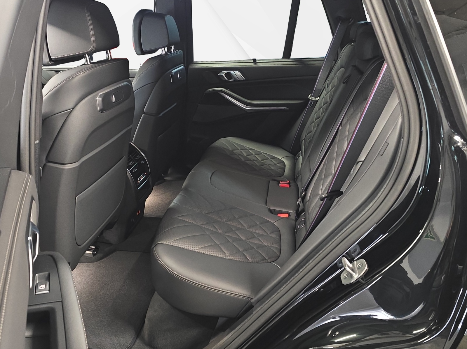 BMW X5 xDrive 48V 40i M Sport Pro Steptronic-image-16