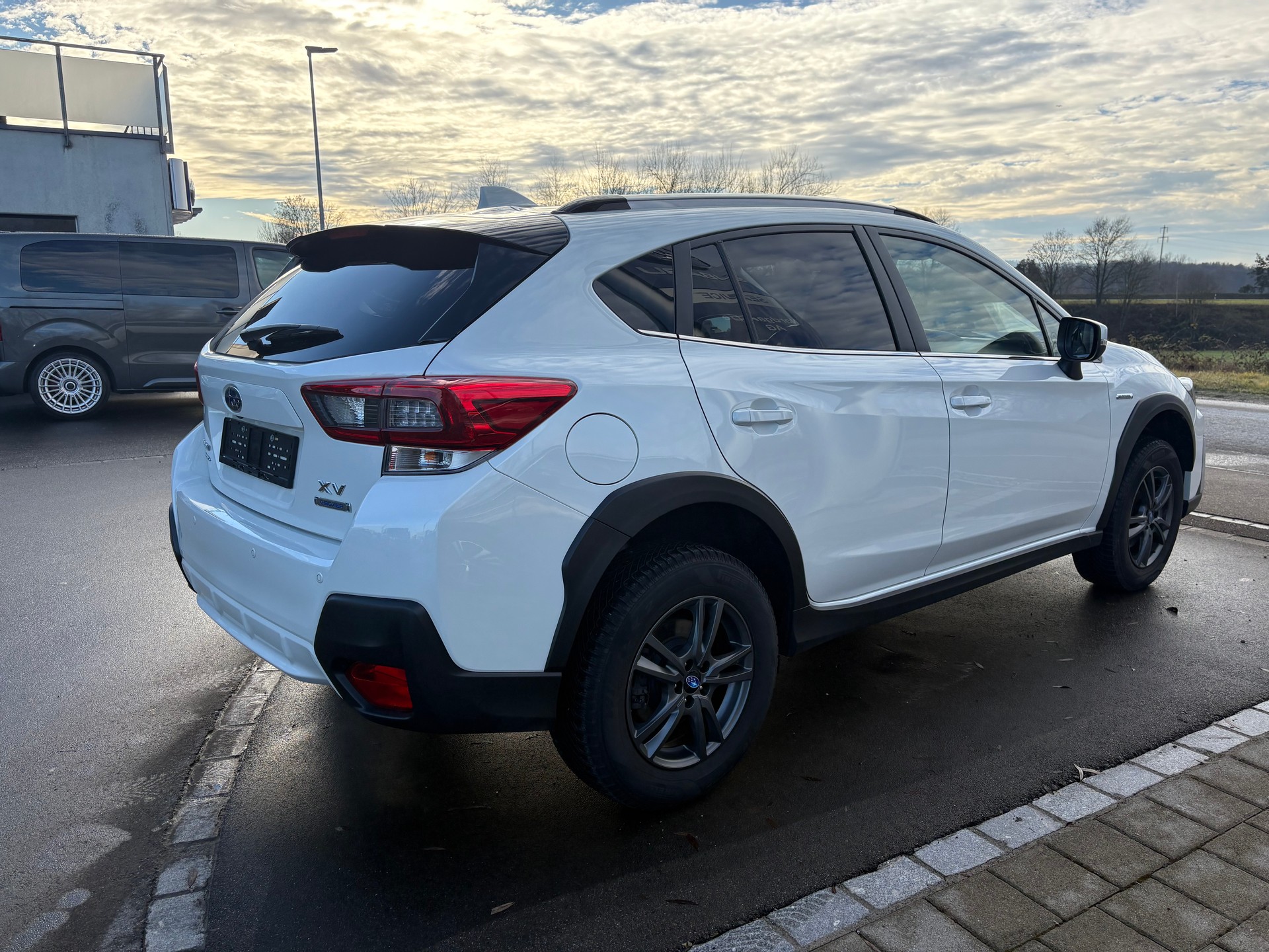 SUBARU XV 2.0i e-Boxer Swiss Plus-image-3