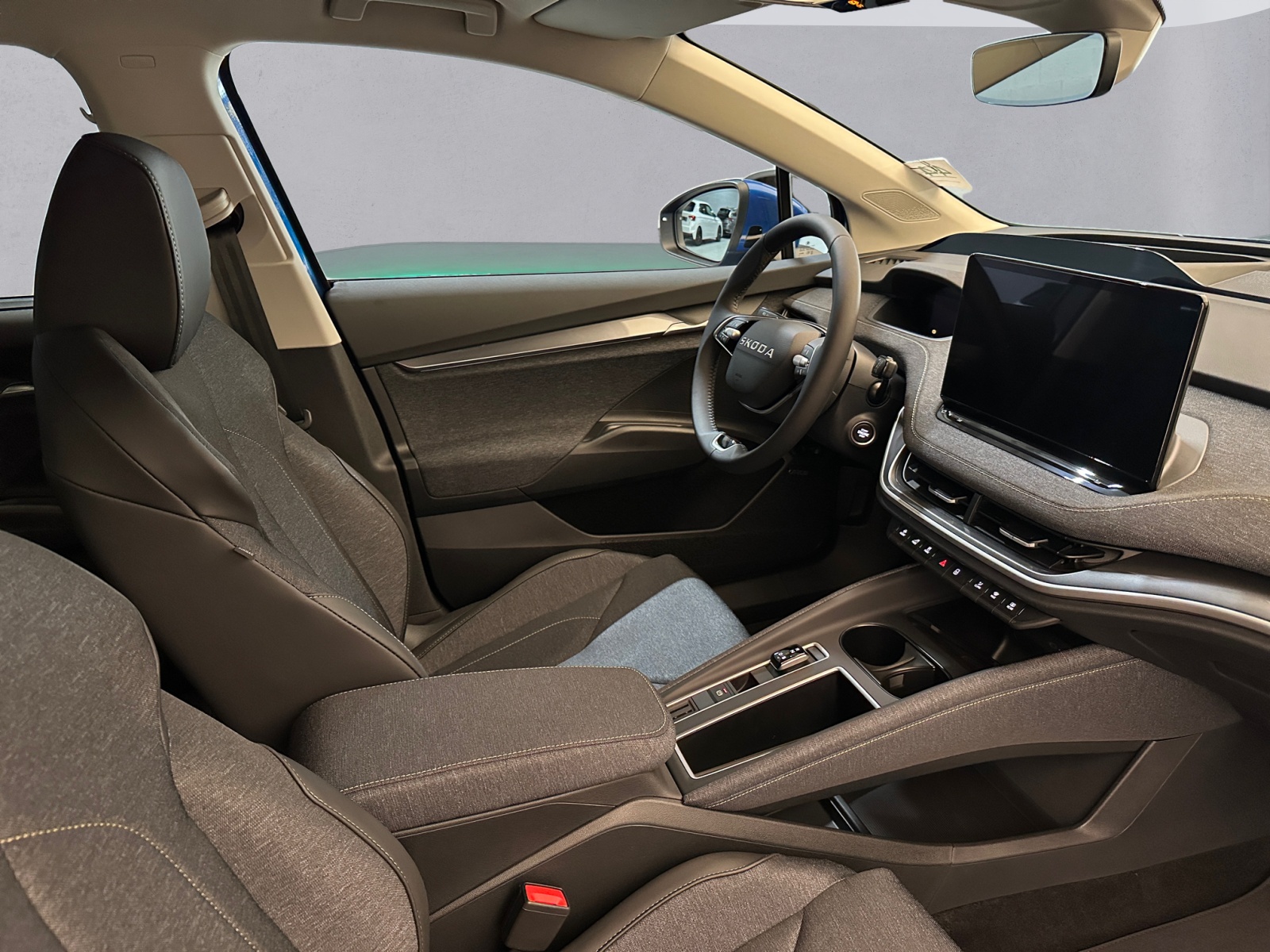 SKODA Elroq 85-image-12
