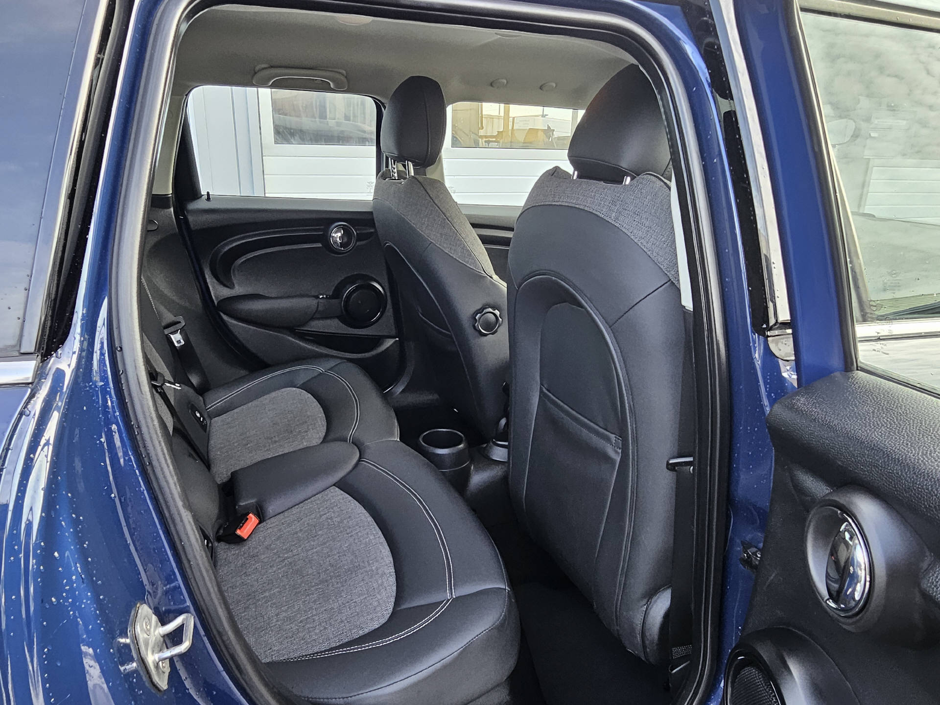 MINI 1.5i Cooper * 8- fach bereift * Frisch ab MFK *-image-16