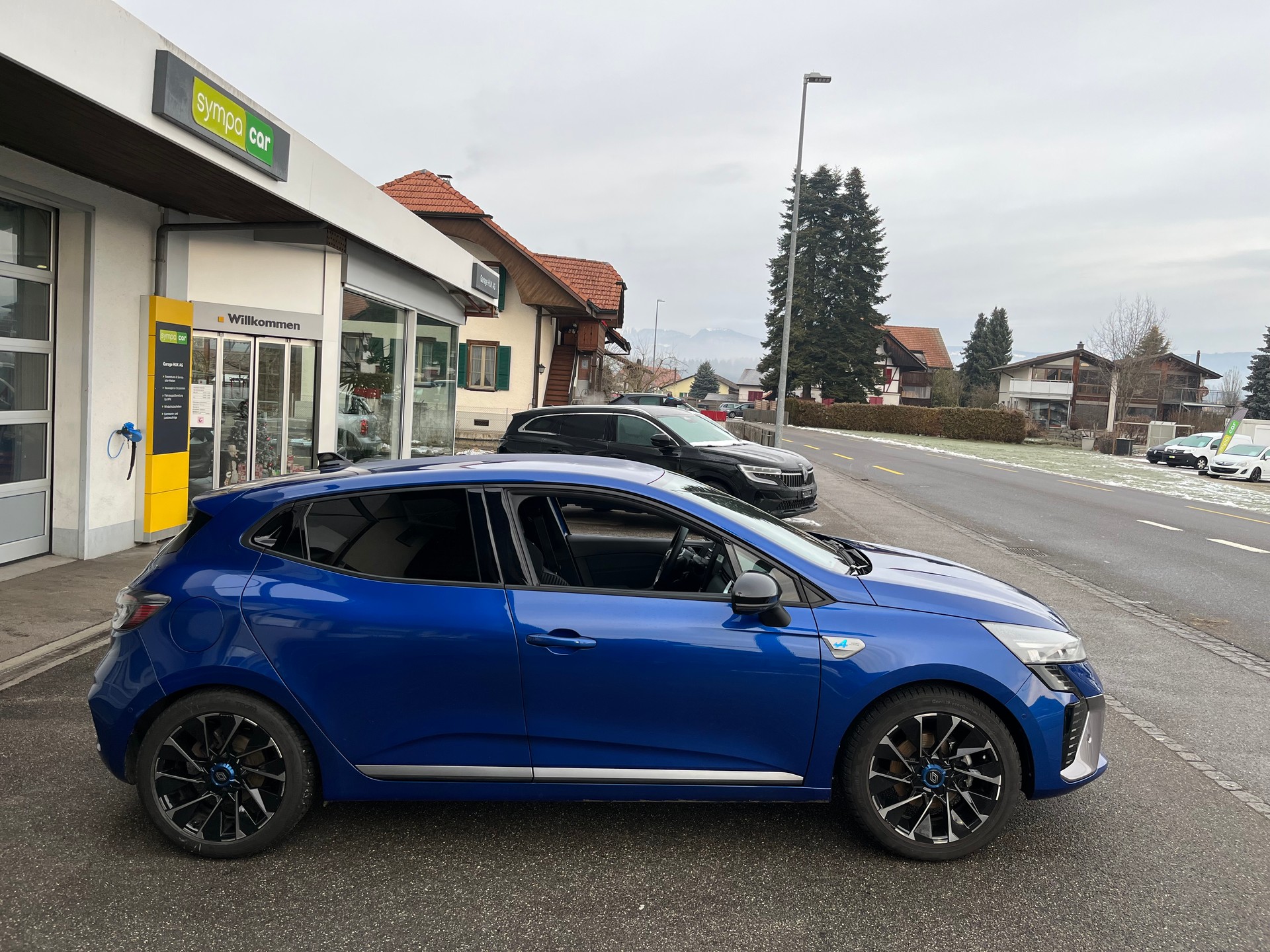 RENAULT Clio 1.6 E-Tech Esprit Alpine+++48 MONATE GARANTIE+++-image-3