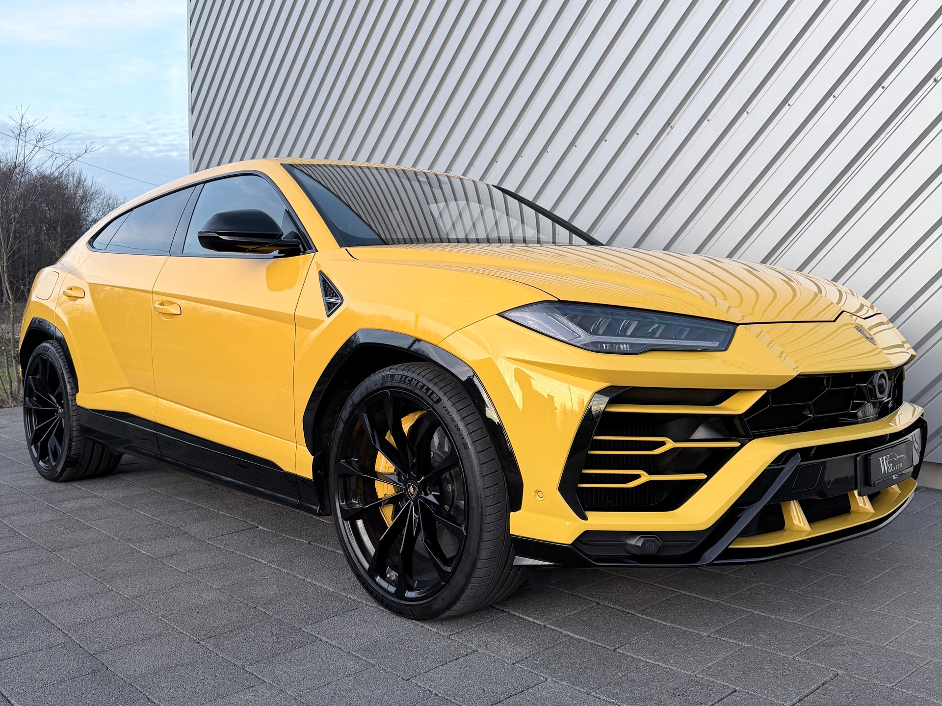 LAMBORGHINI Urus E-Gear