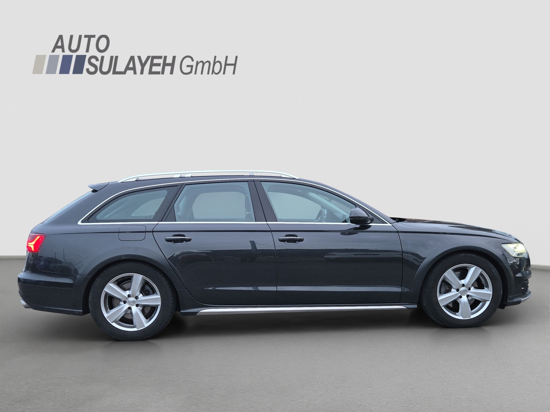 AUDI A6 allroad 3.0 TDI V6 quattro S-tronic-image-17