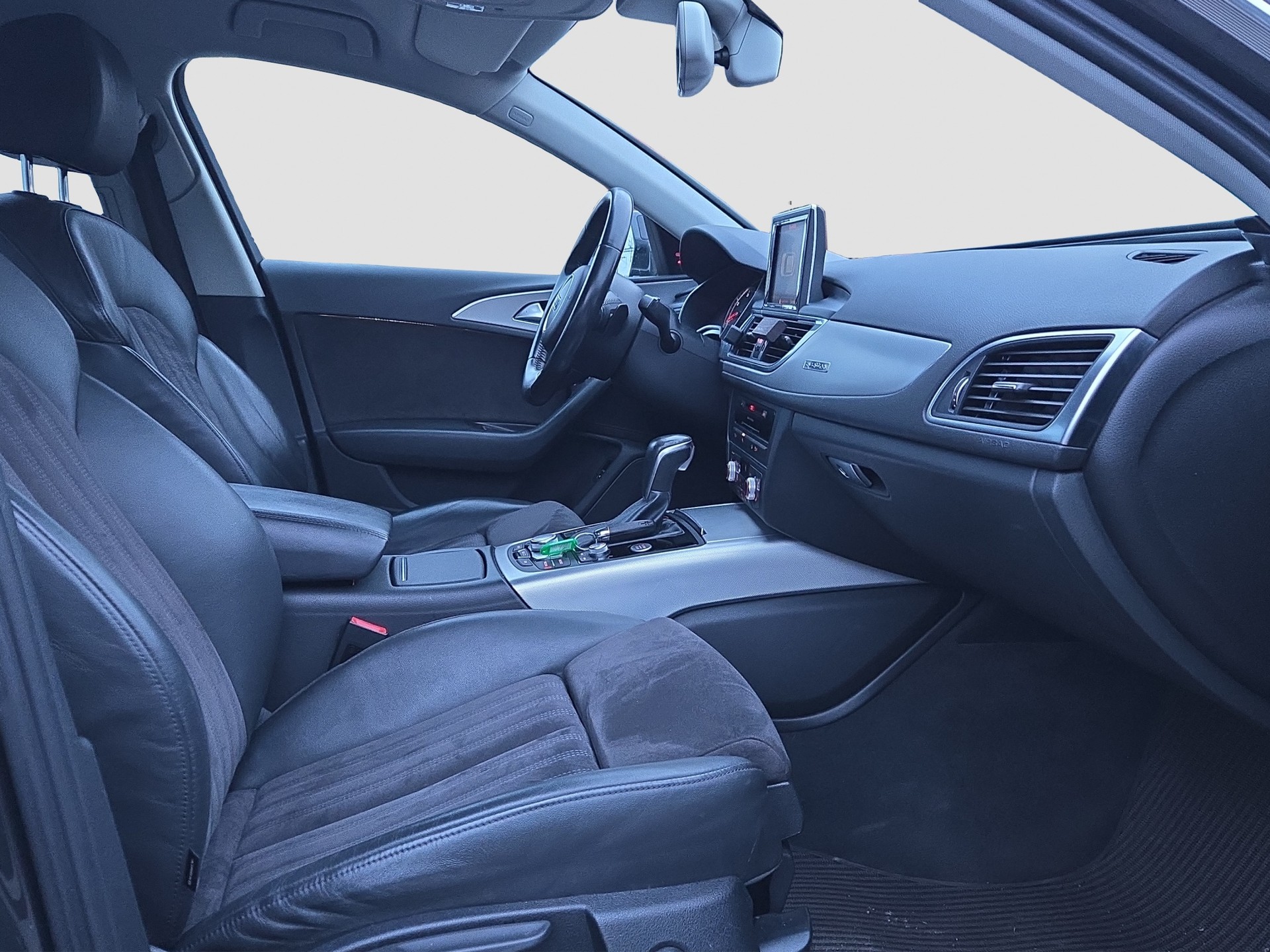 AUDI A6 allroad 3.0 TDI V6 quattro S-tronic-image-11
