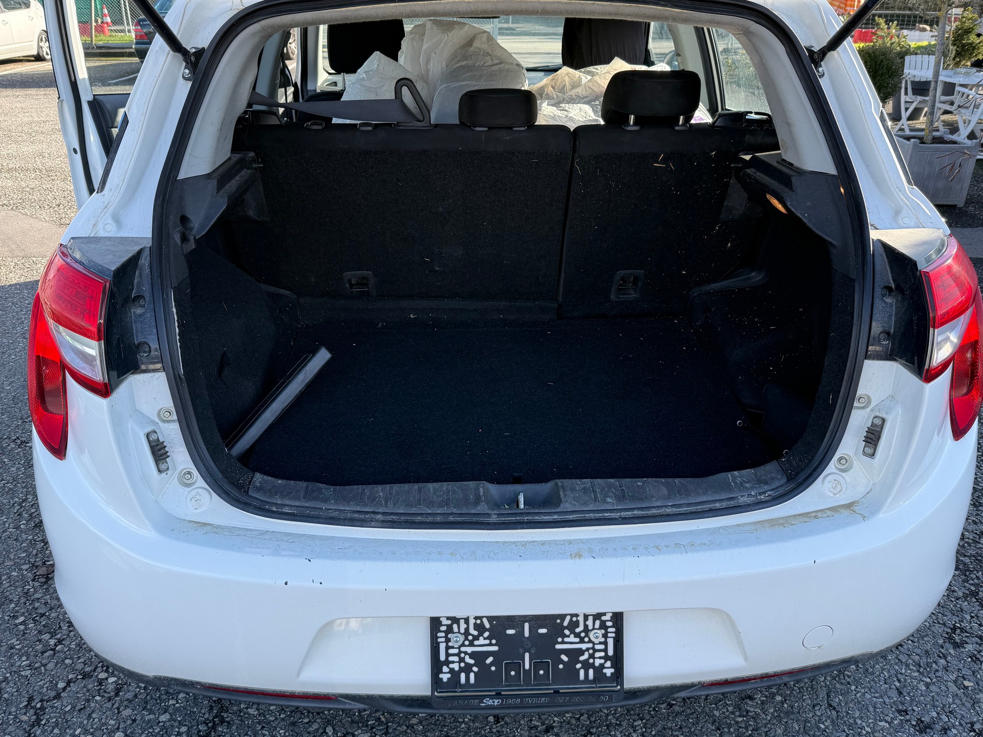 CITROEN C4 Aircross 1.6 HDi Exclusive 4WD-image-4