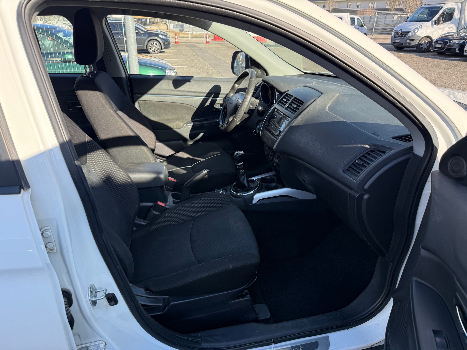 CITROEN C4 Aircross 1.6 HDi Exclusive 4WD-image-7