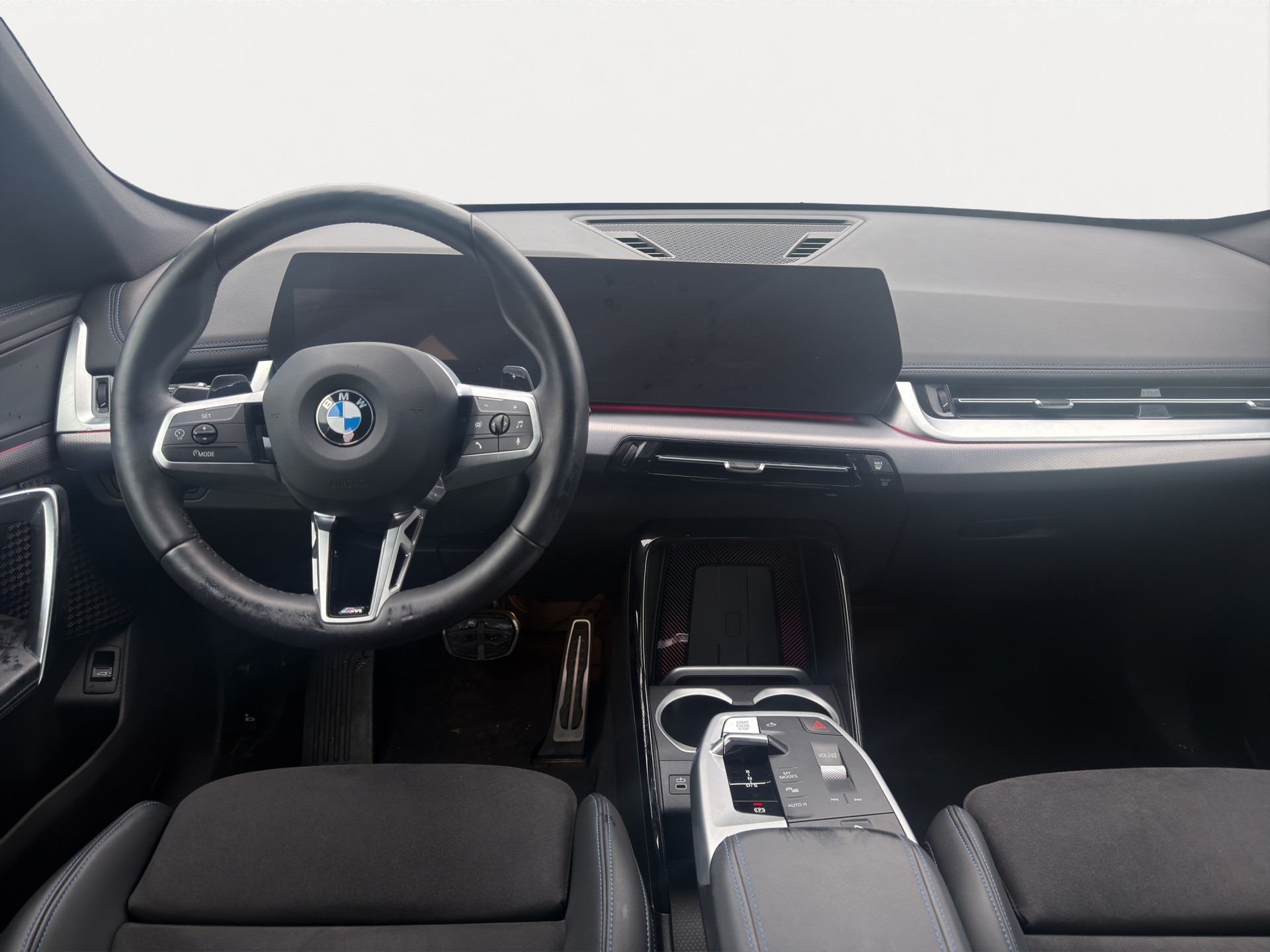 BMW X1 xDrive 20d 48V M Sport-image-13