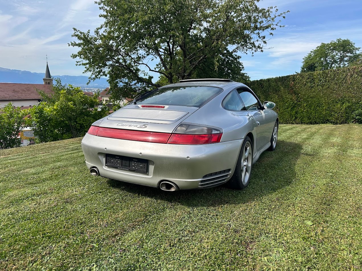 PORSCHE 911 Carrera 4 S-image-2