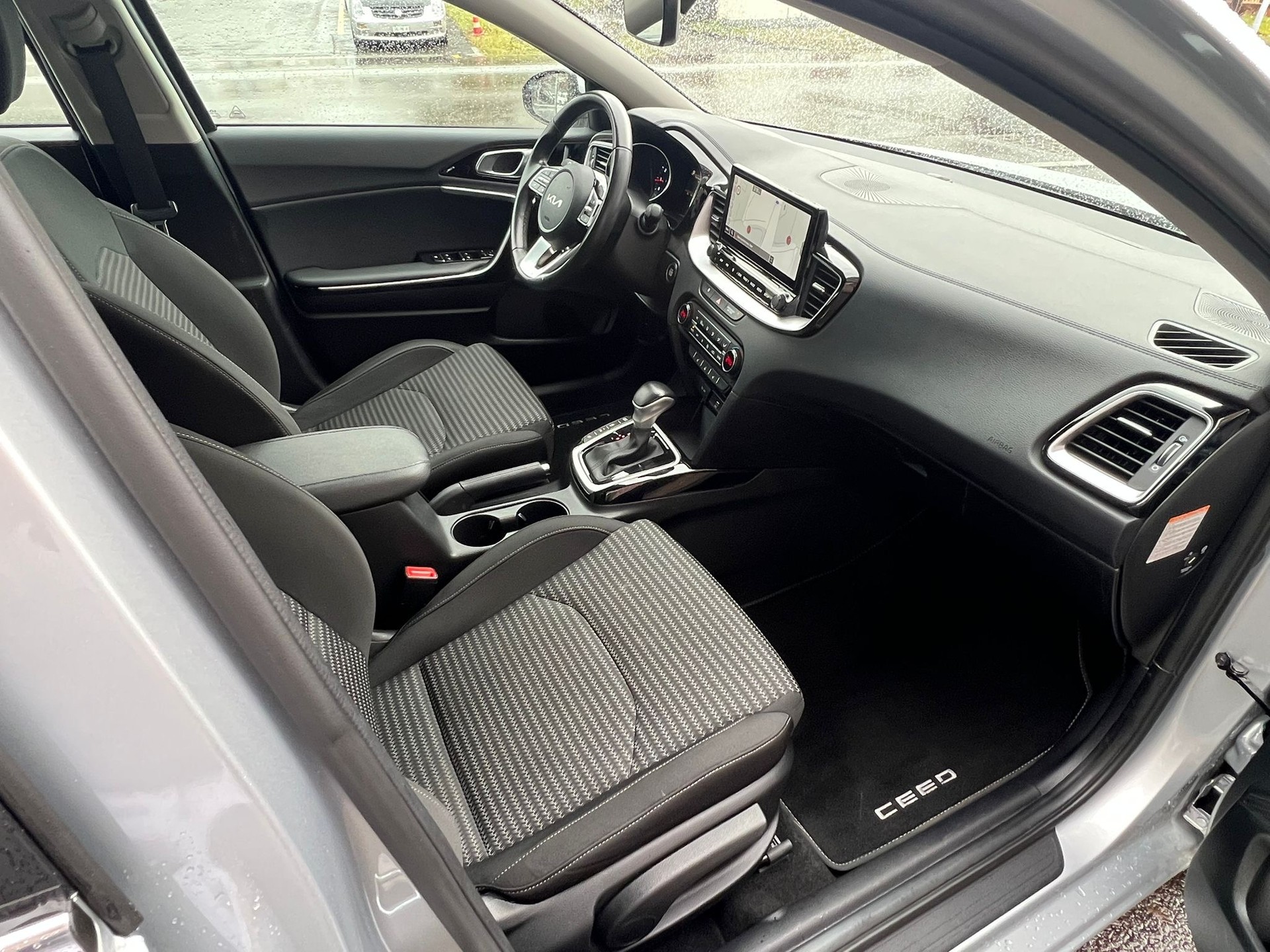 KIA Ceed Sportswagon 1.5 T-GDi MHEV Power DCT-image-11