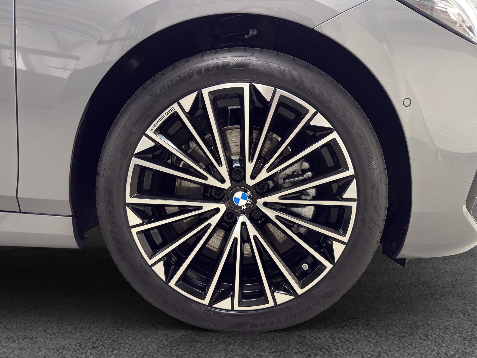 BMW 223d Active Tourer xDrive DKG-image-11