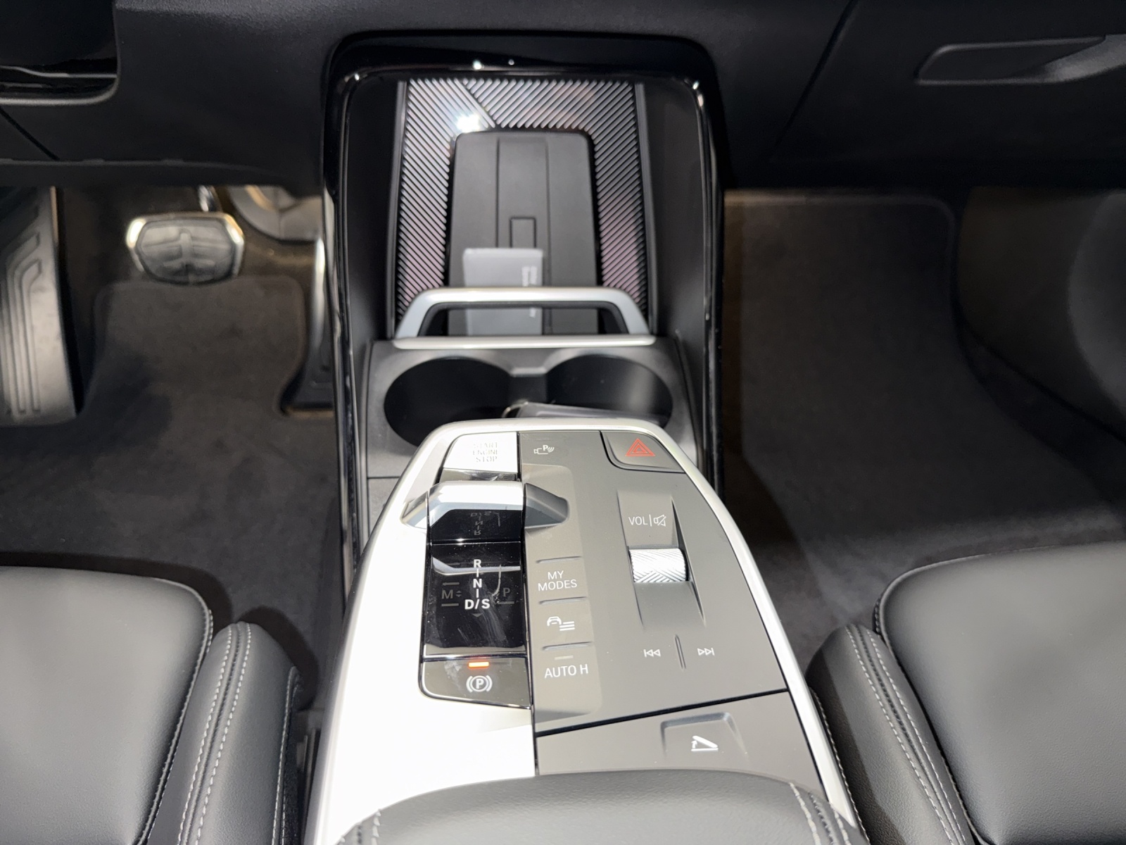 BMW 223d Active Tourer xDrive DKG-image-16