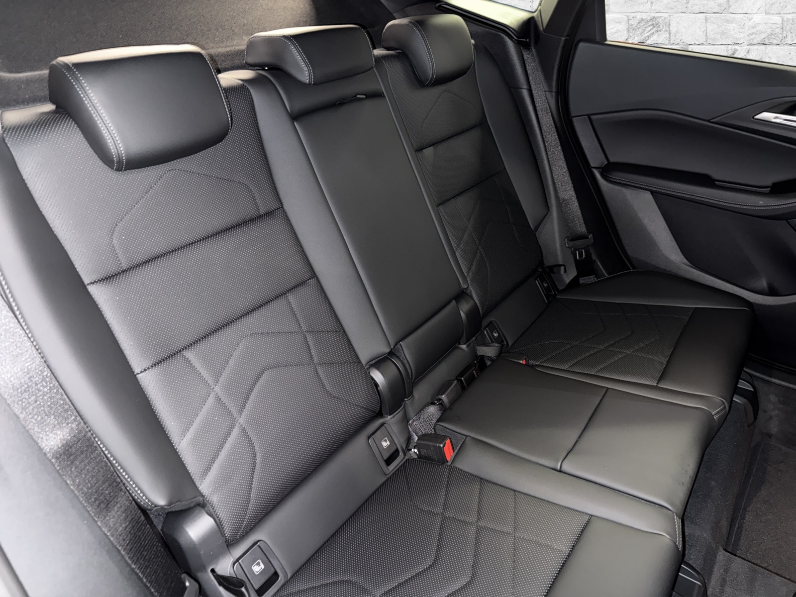 BMW 223d Active Tourer xDrive DKG-image-18