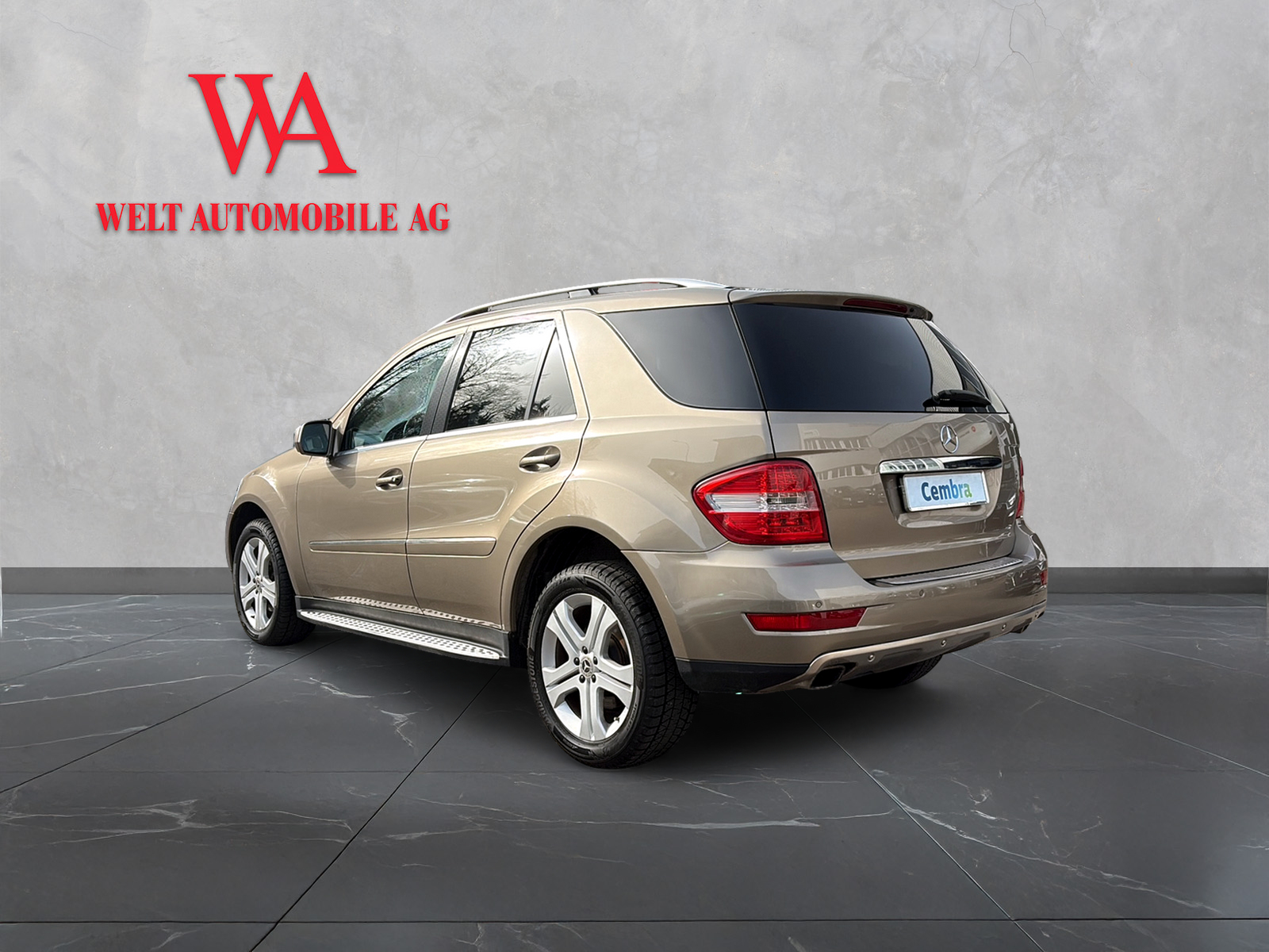 MERCEDES-BENZ ML 300 CDI Blue Eff. My Star 4Matic 7G-Tronic-showroom-element-2