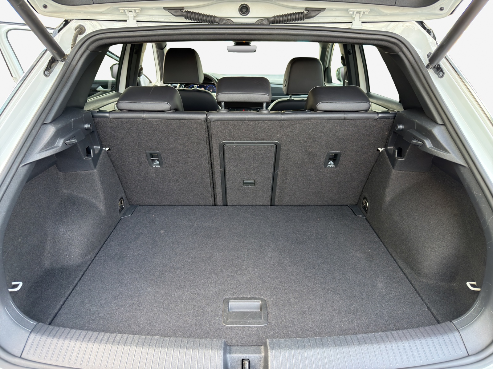 VW T-Roc 2.0 TSI Sport DSG 4Motion-image-12