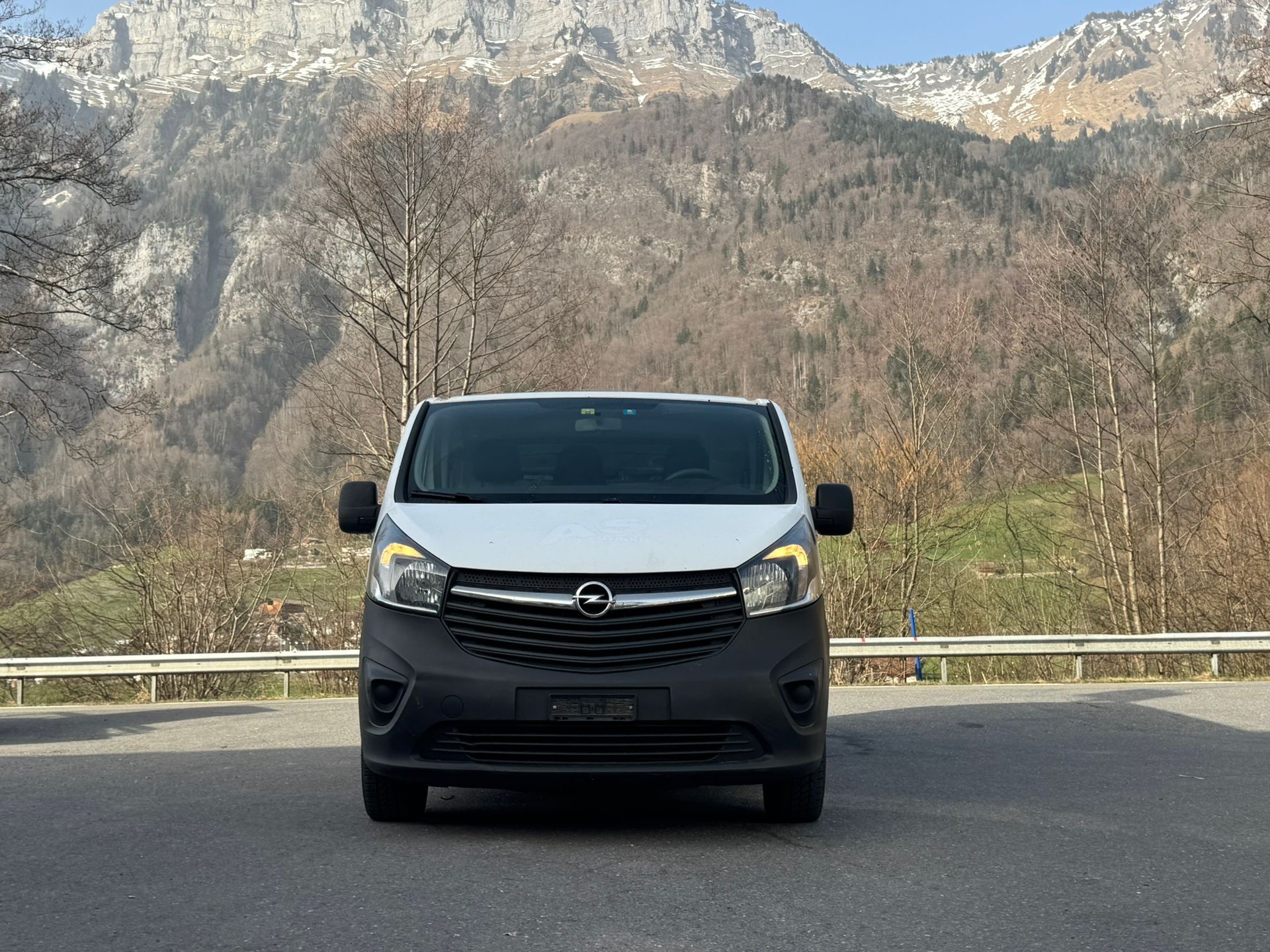 OPEL Vivaro 1.6CDTI Tourer 2.7t L1H1-image-1