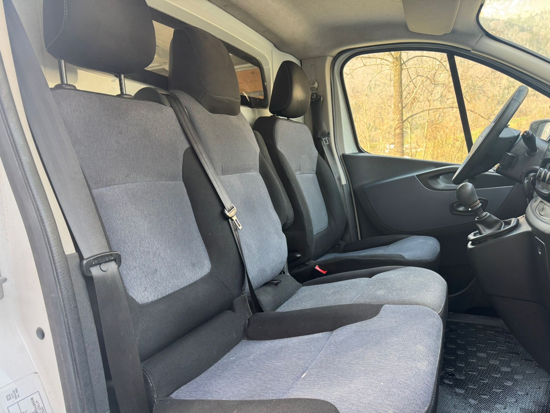 OPEL Vivaro 1.6CDTI Tourer 2.7t L1H1-image-8