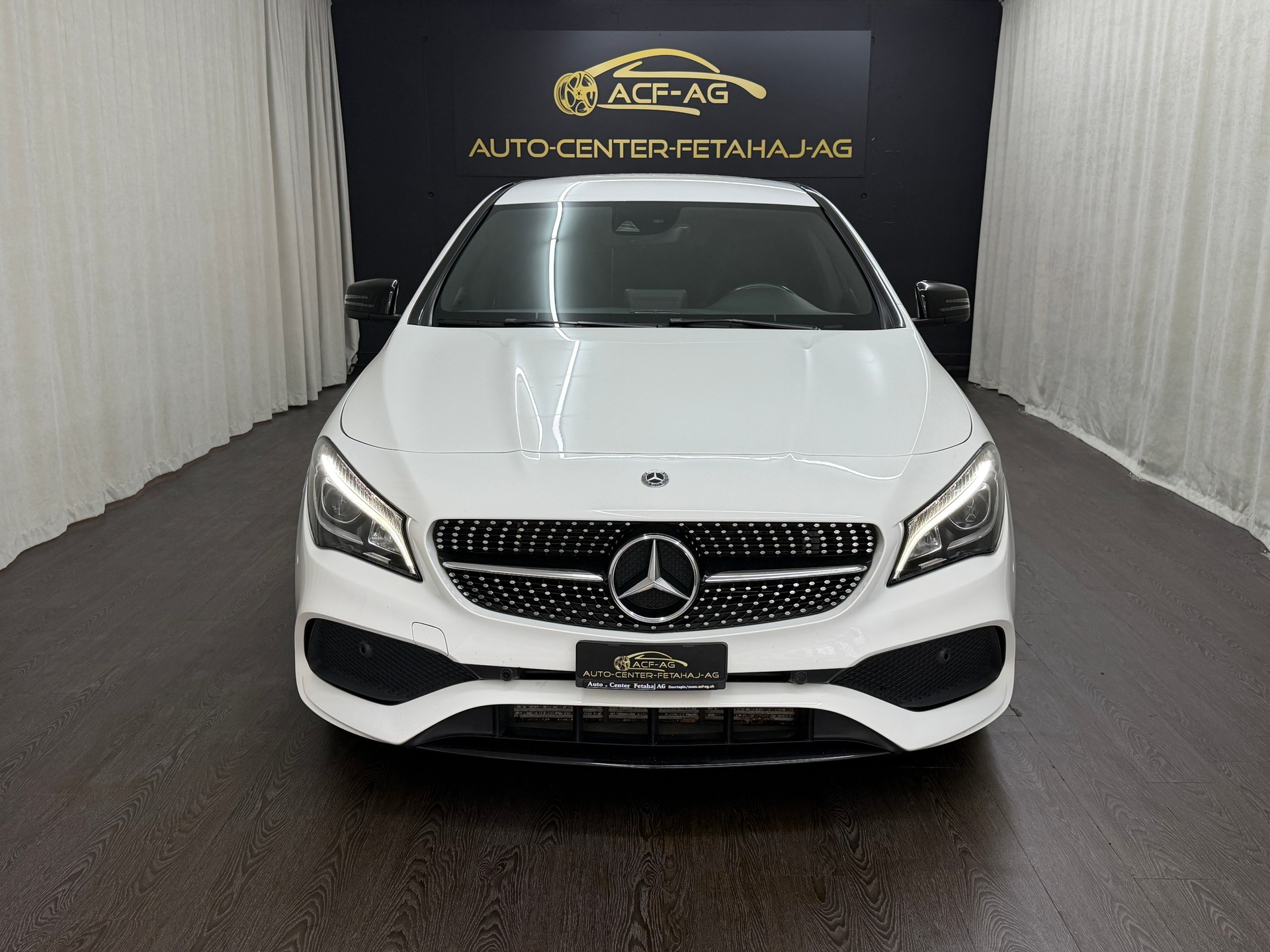 MERCEDES-BENZ CLA Shooting Br 200 d Swiss Star AMG Line 4M-image-1