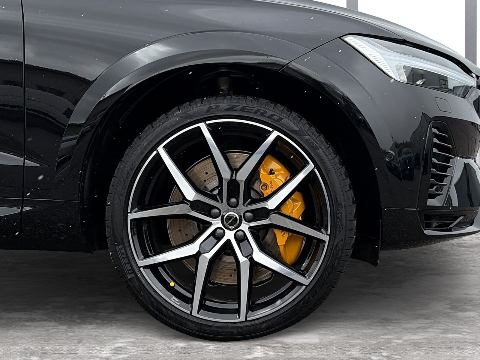 VOLVO XC60 2.0 T8 TE Polestar eAWD-image-6