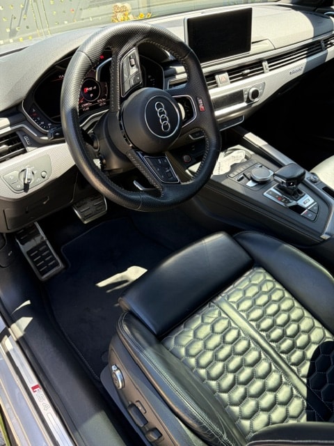 AUDI RS4 Avant 2.9 TFSI quattro tiptronic-image-3