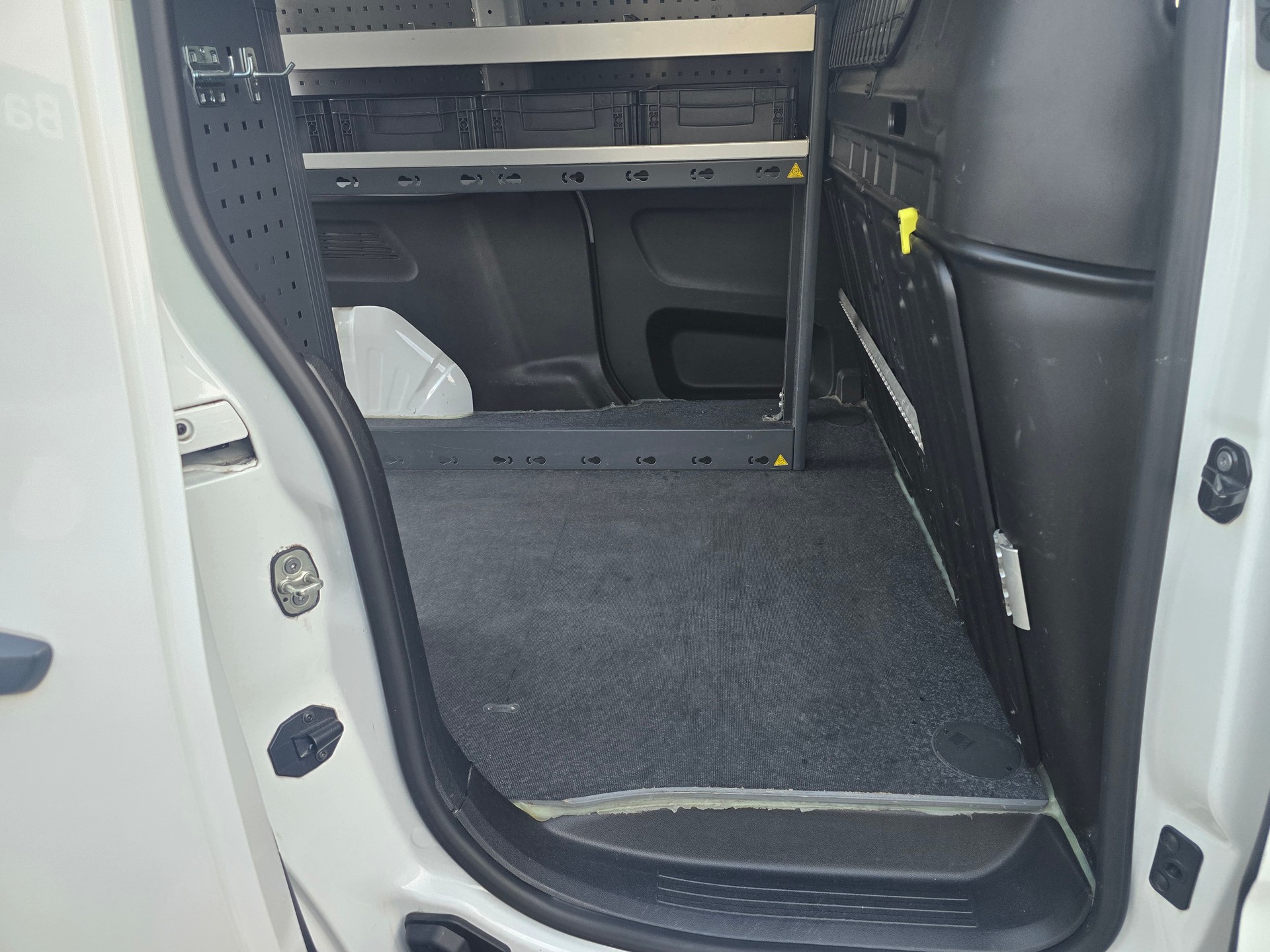 PEUGEOT Partner 1.5 Blue HDi s/s Asphalt Long 1000kg*Frsch ab MFK"Frisch ab Service**TOP Ausstattung*-image-6
