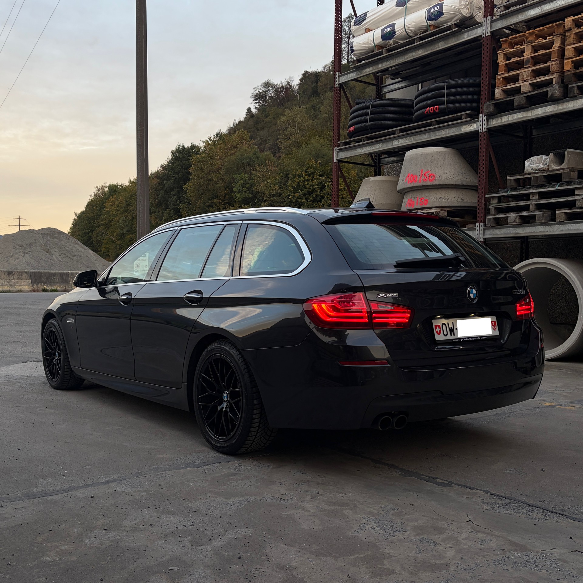 BMW 528i Touring xDrive Steptronic-image-5