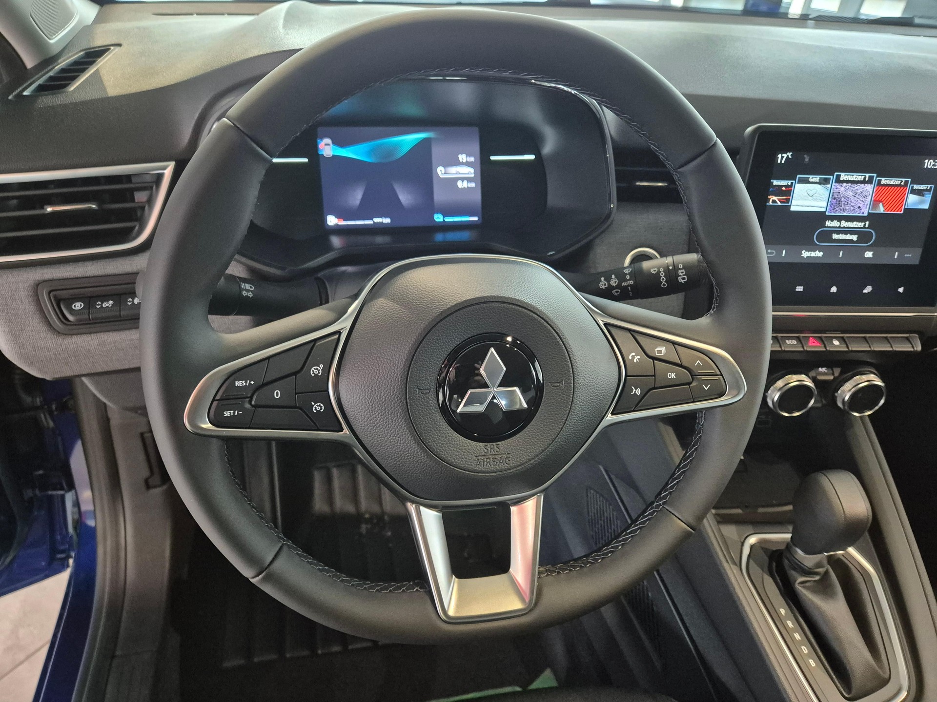 MITSUBISHI Colt 1.6 HEV Invite+-image-19