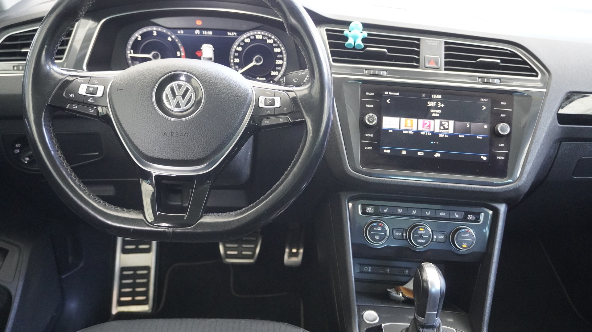 VW Tiguan 2.0 TDI SCR Sound 4Motion DSG-image-1