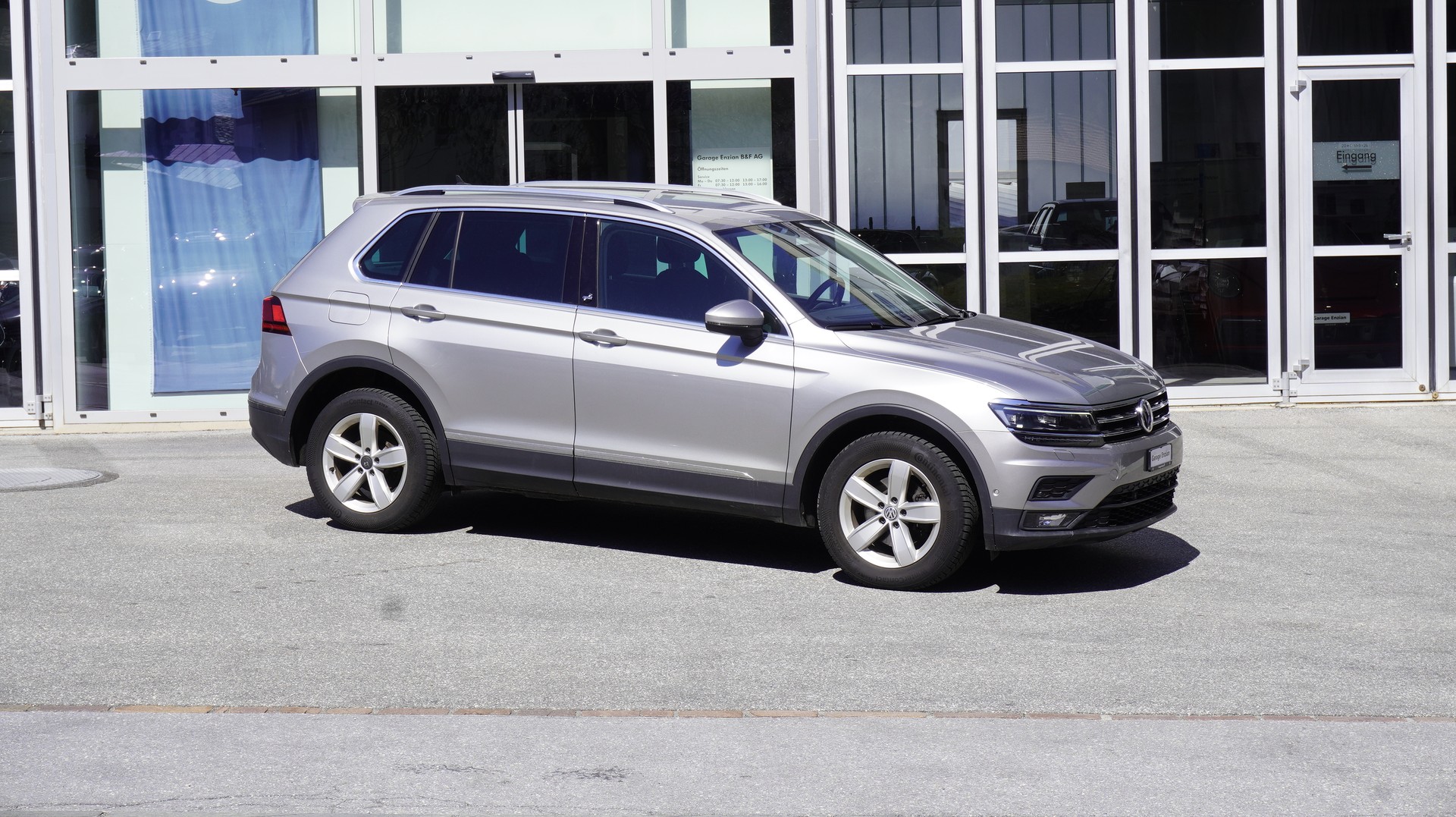 VW Tiguan 2.0 TDI SCR Sound 4Motion DSG-image-5