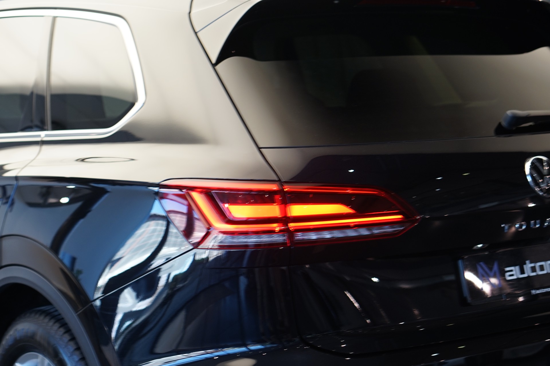 VW Touareg 3.0 TDI Atmosphere Tiptronic-image-33