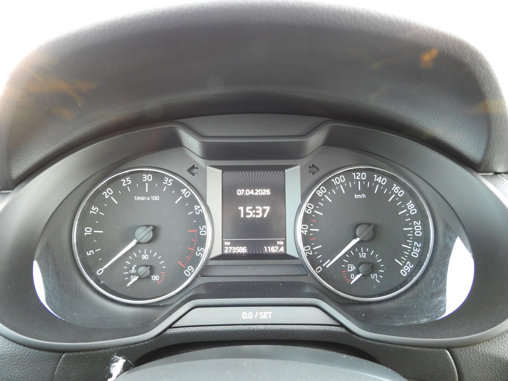 SKODA Octavia Combi 2.0 TDI Swiss Edition 4x4 DSG-image-24