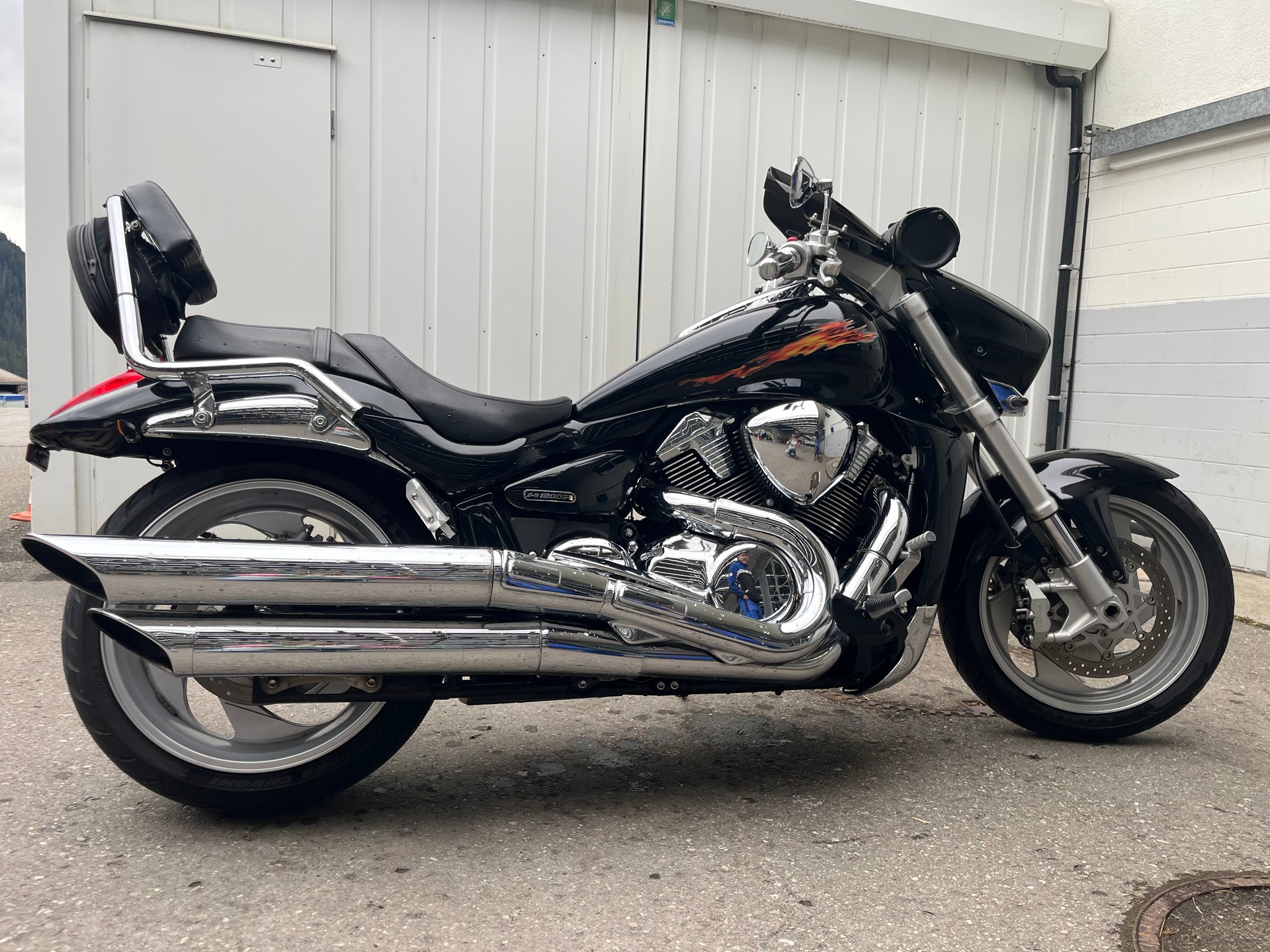 SUZUKI M 1800 R Z K7