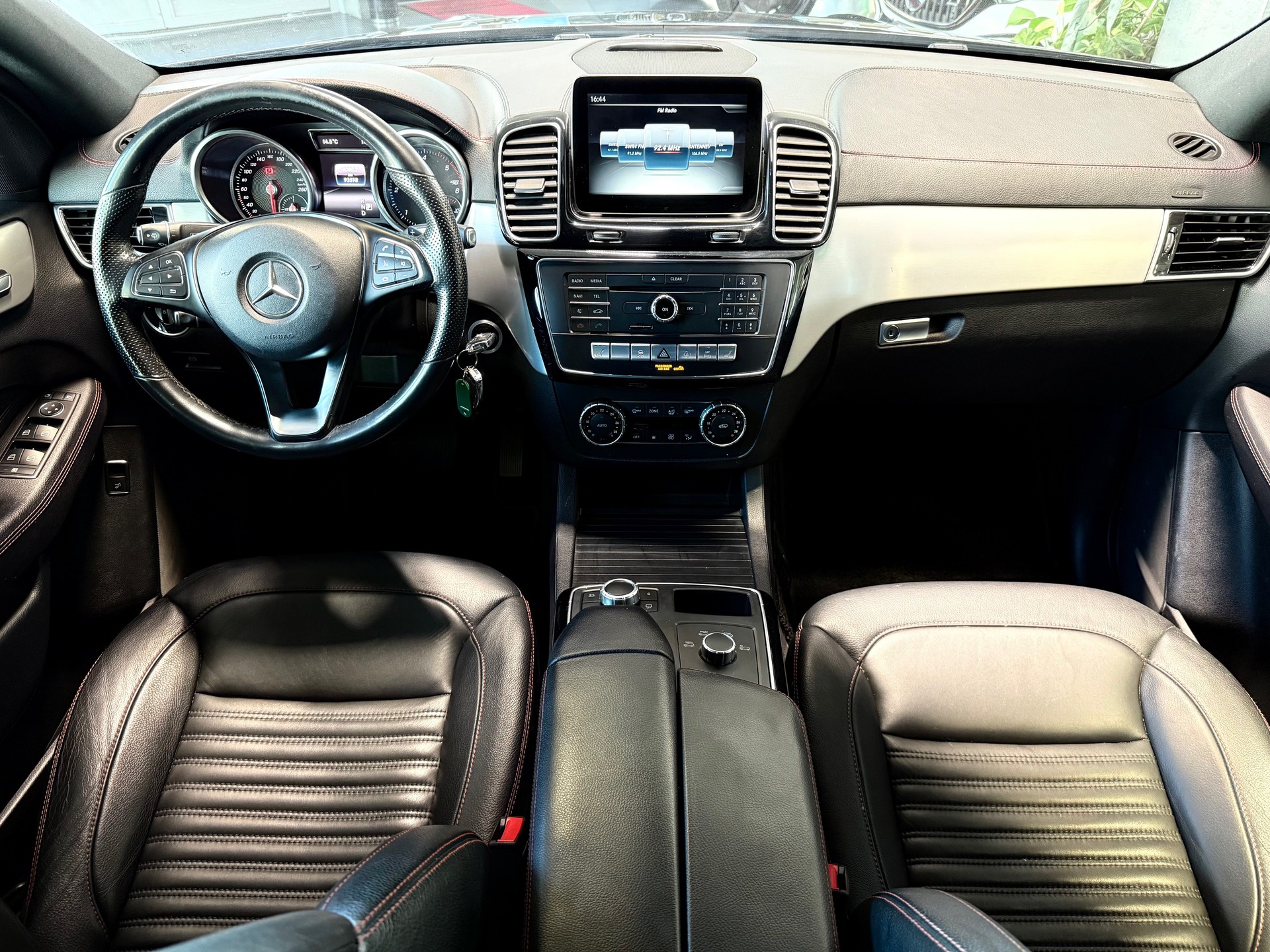MERCEDES-BENZ GLE Coupé 350 d 4Matic 9G-Tronic-image-10