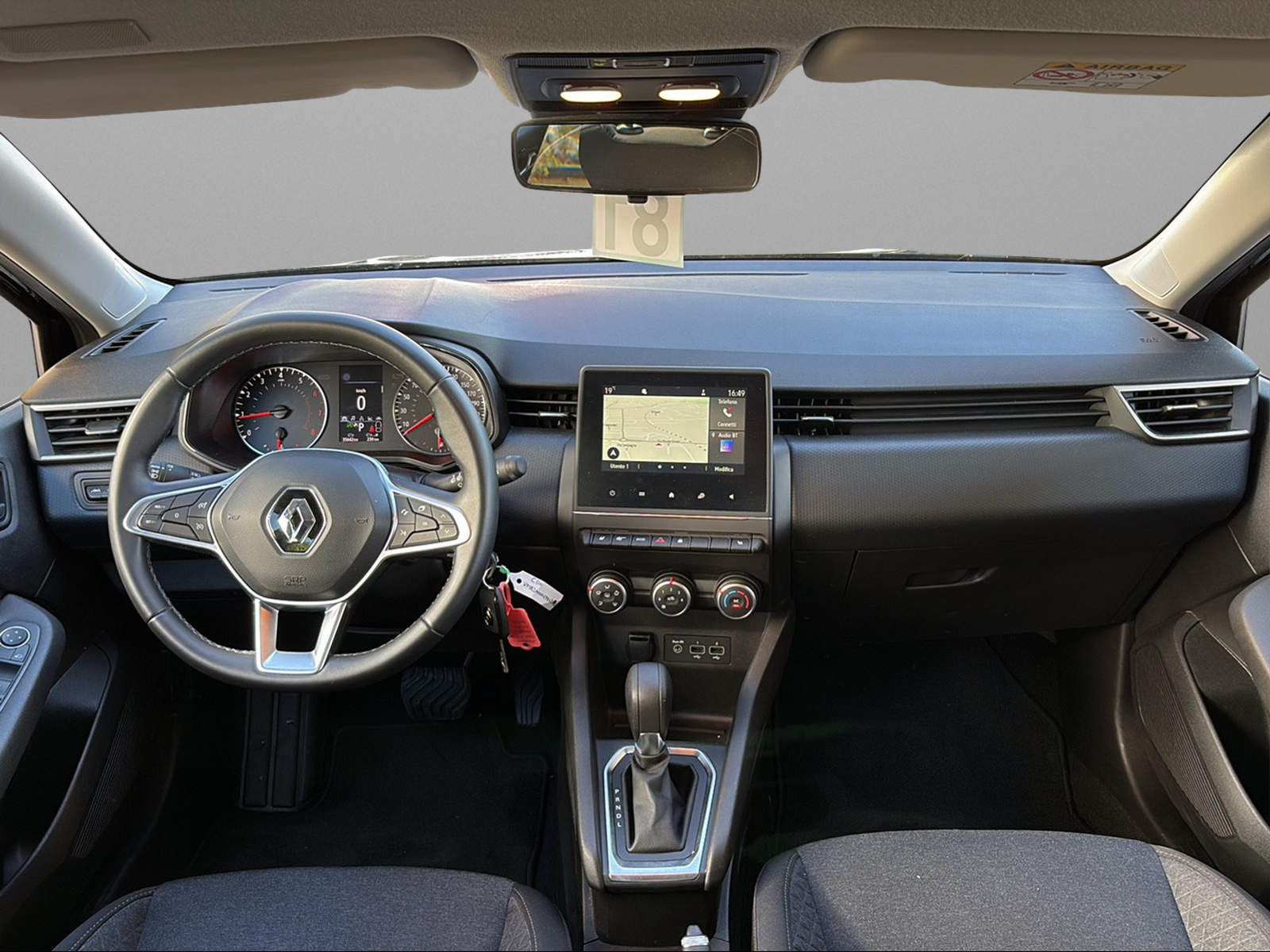 RENAULT Clio 1.0 Equilibre CVT-image-8