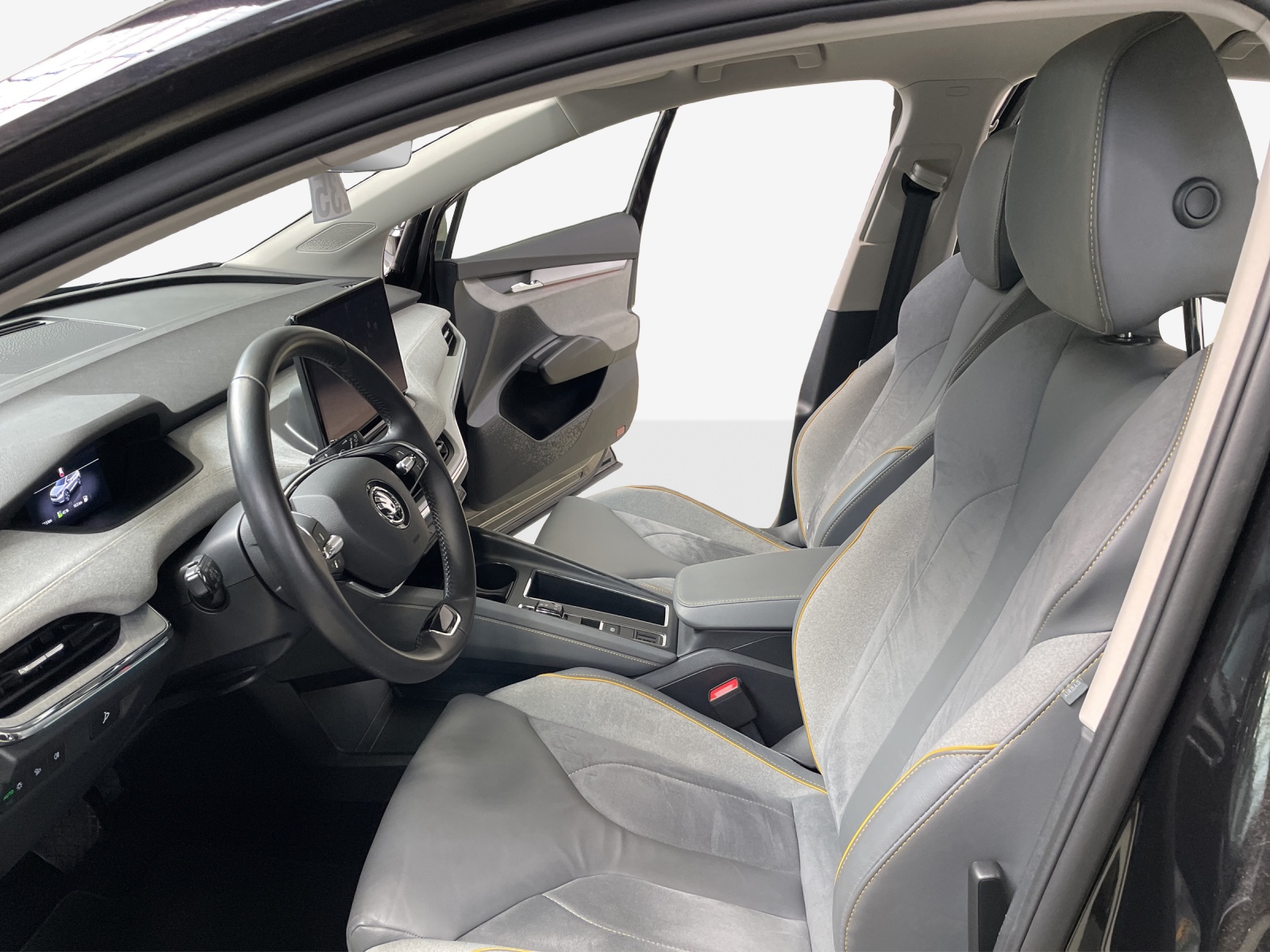 SKODA Enyaq iV 60-image-8