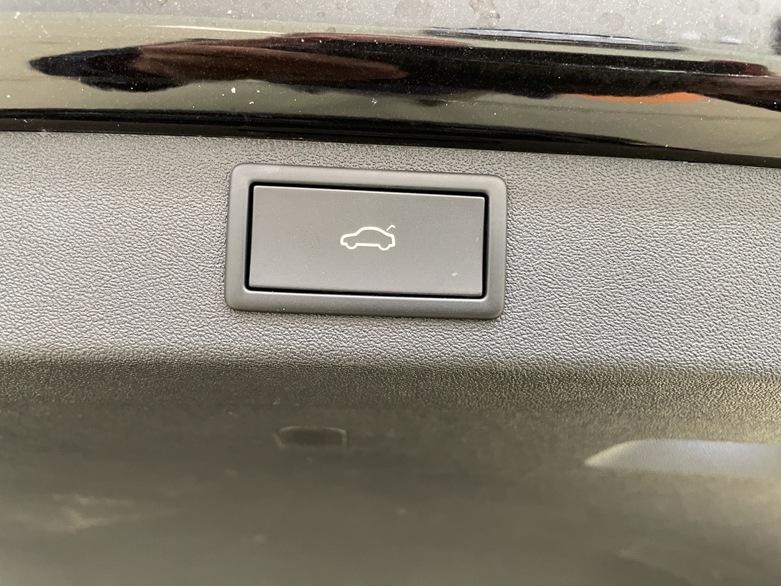 SKODA Enyaq iV 60-image-14
