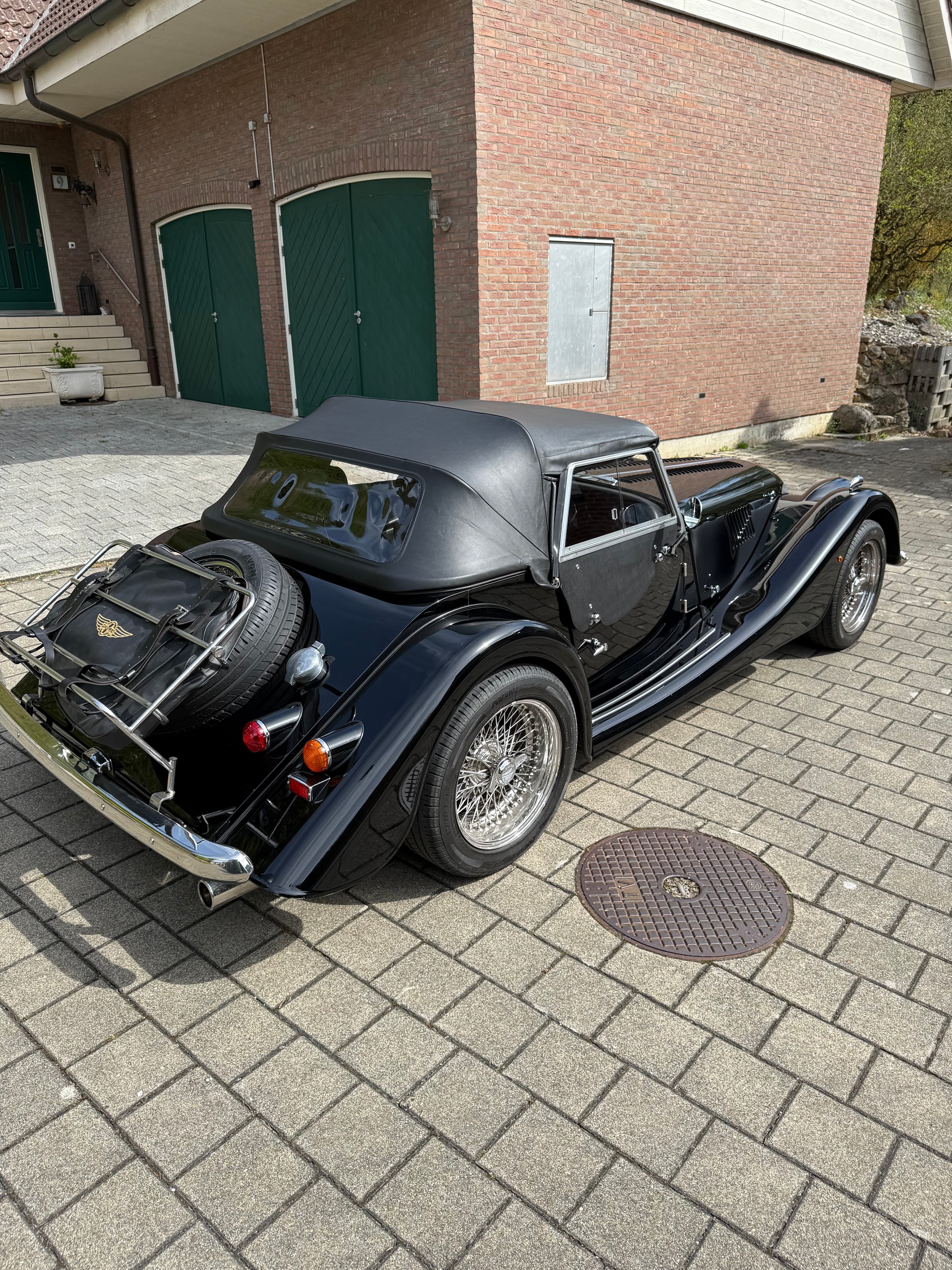 MORGAN Roadster 3.0 Swiss Pack-image-2
