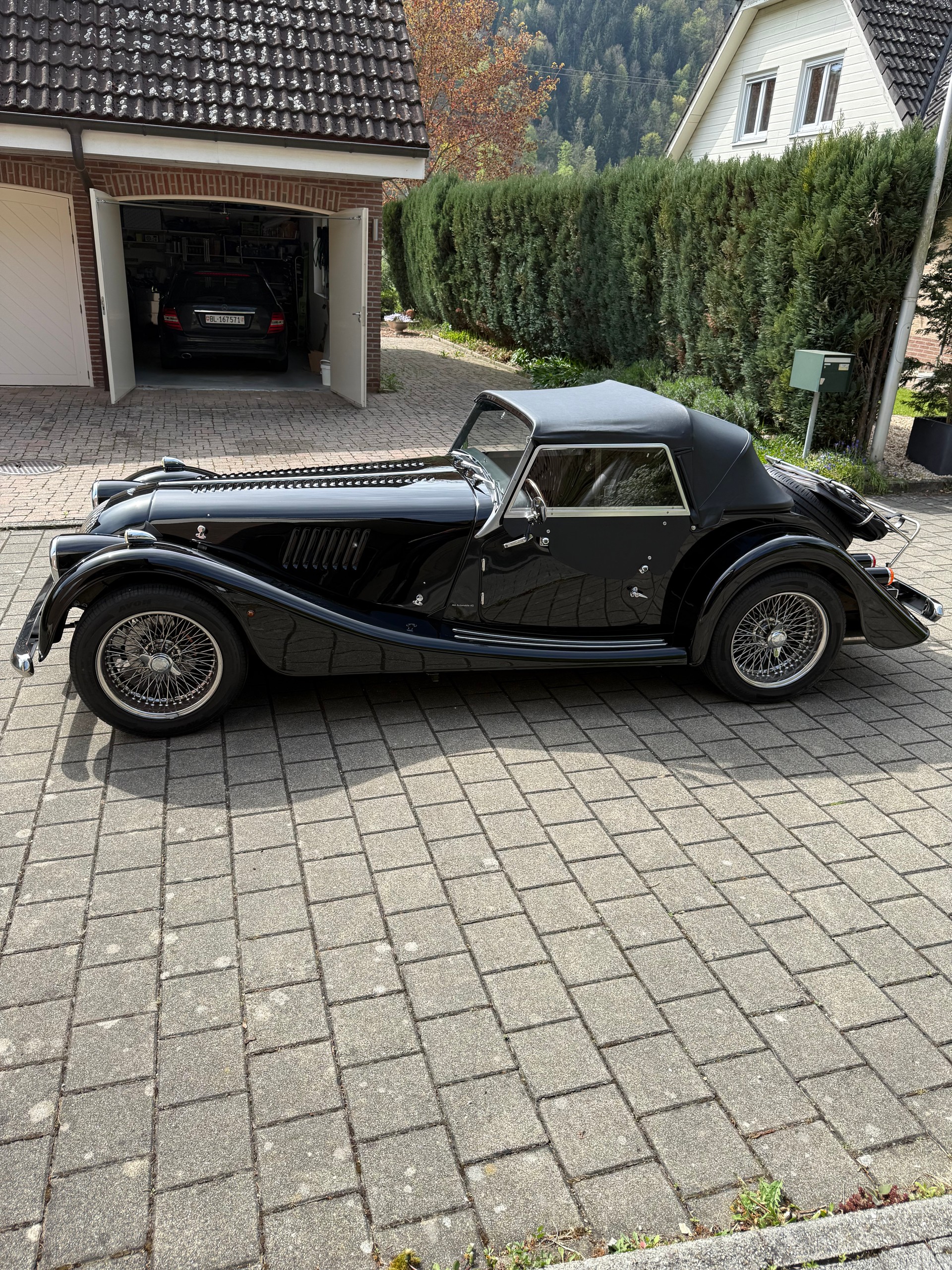 MORGAN Roadster 3.0 Swiss Pack-image-1