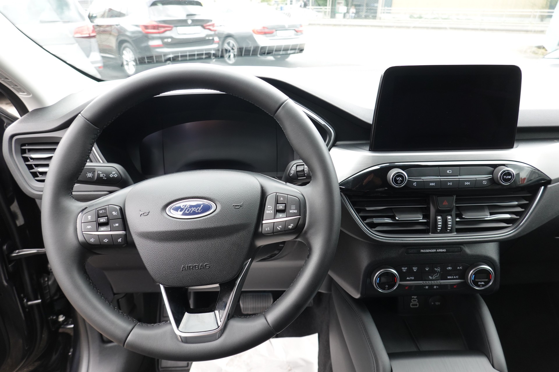 FORD KUGA 2.5 FHEV - "TITANIUM X" - 4WD-image-9