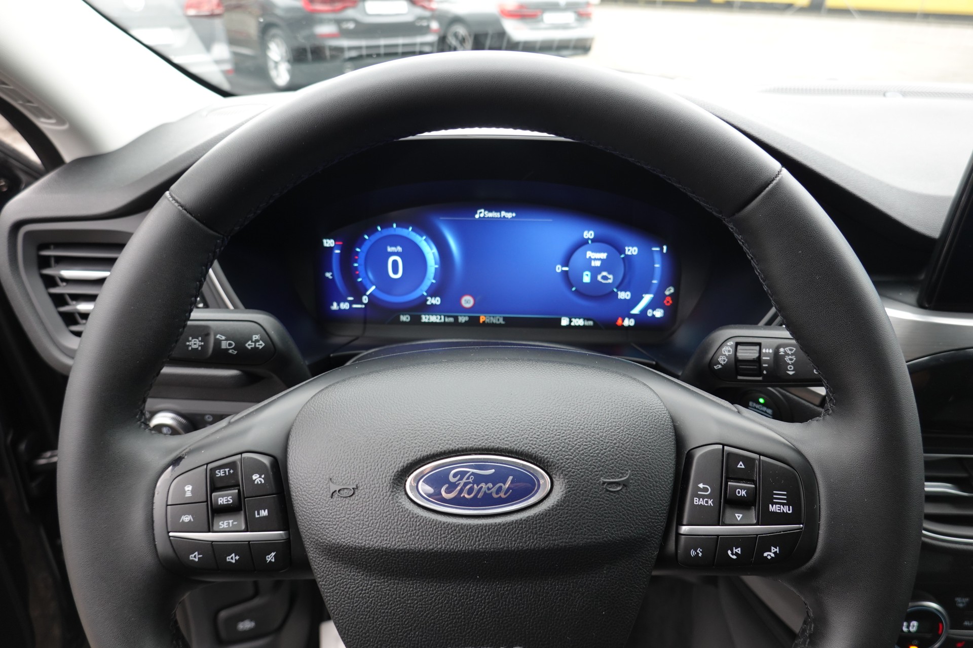 FORD KUGA 2.5 FHEV - "TITANIUM X" - 4WD-image-8