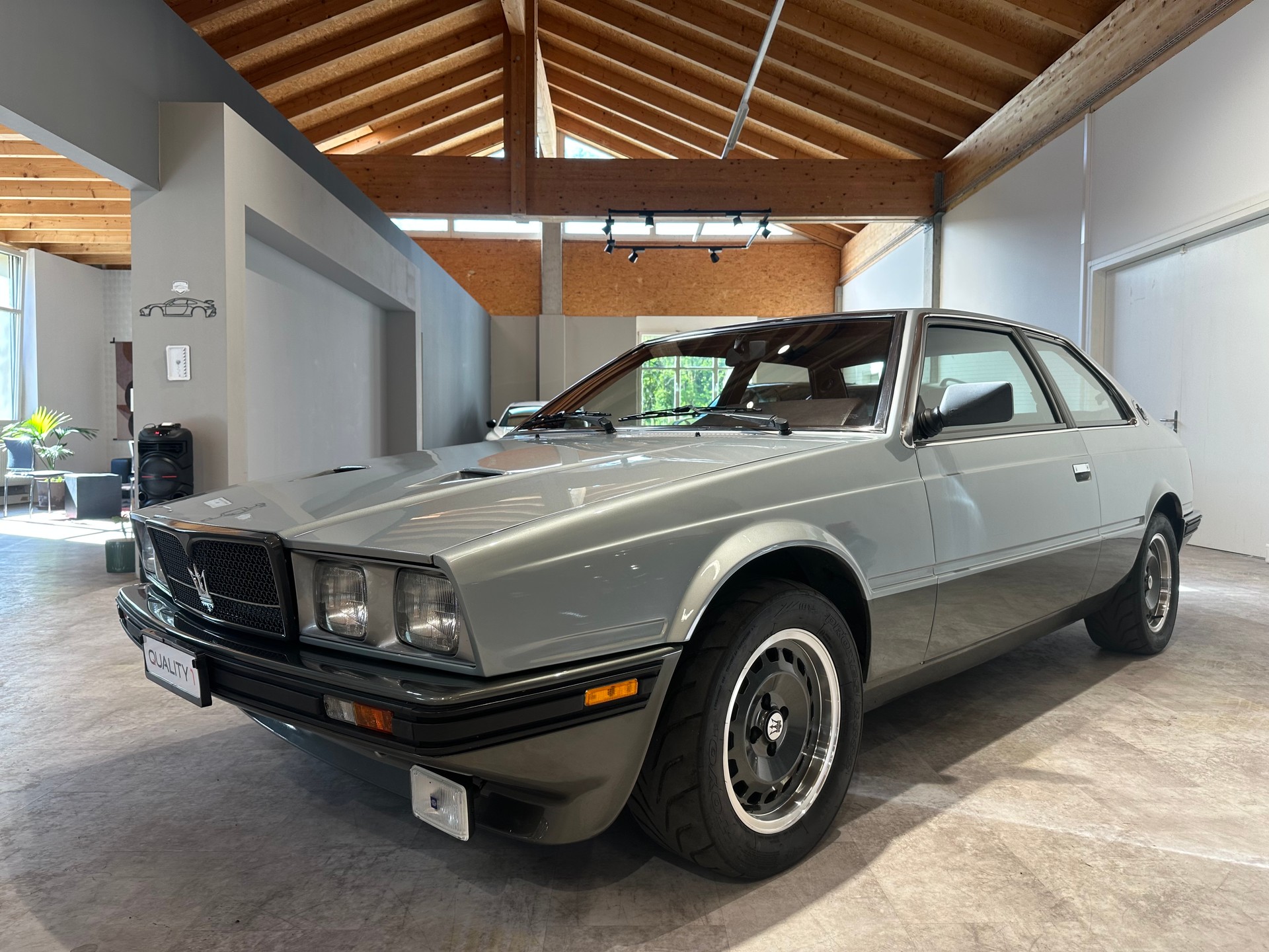 MASERATI Biturbo 2.5 / CH-1. Hand-Fahrzeug / Traumzustand