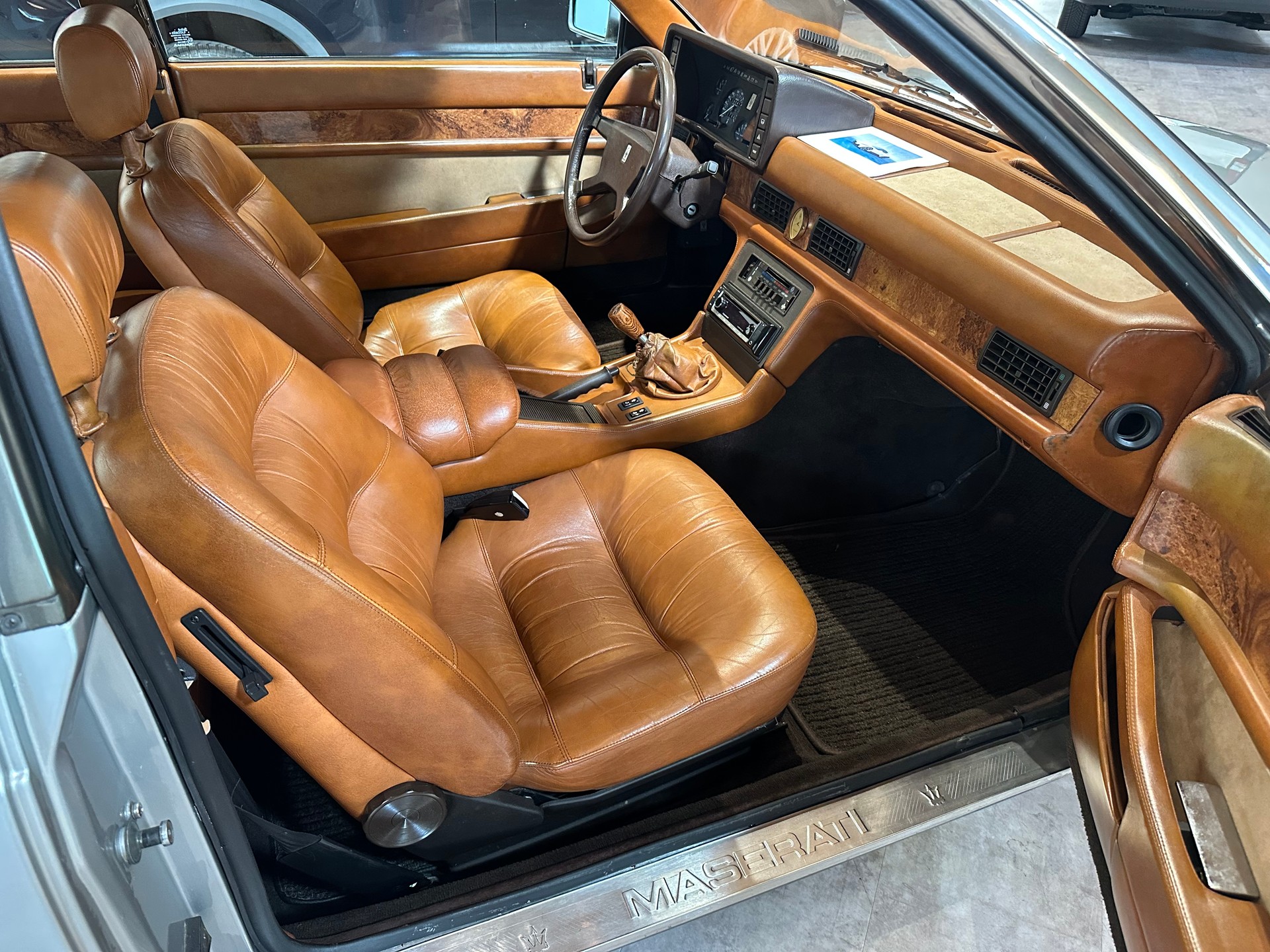MASERATI Biturbo 2.5 / CH-1. Hand-Fahrzeug / Traumzustand-image-17