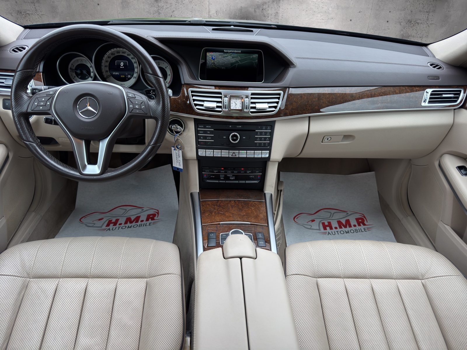 MERCEDES-BENZ E 350 BlueTEC 4Matic 7G-Tronic-image-9