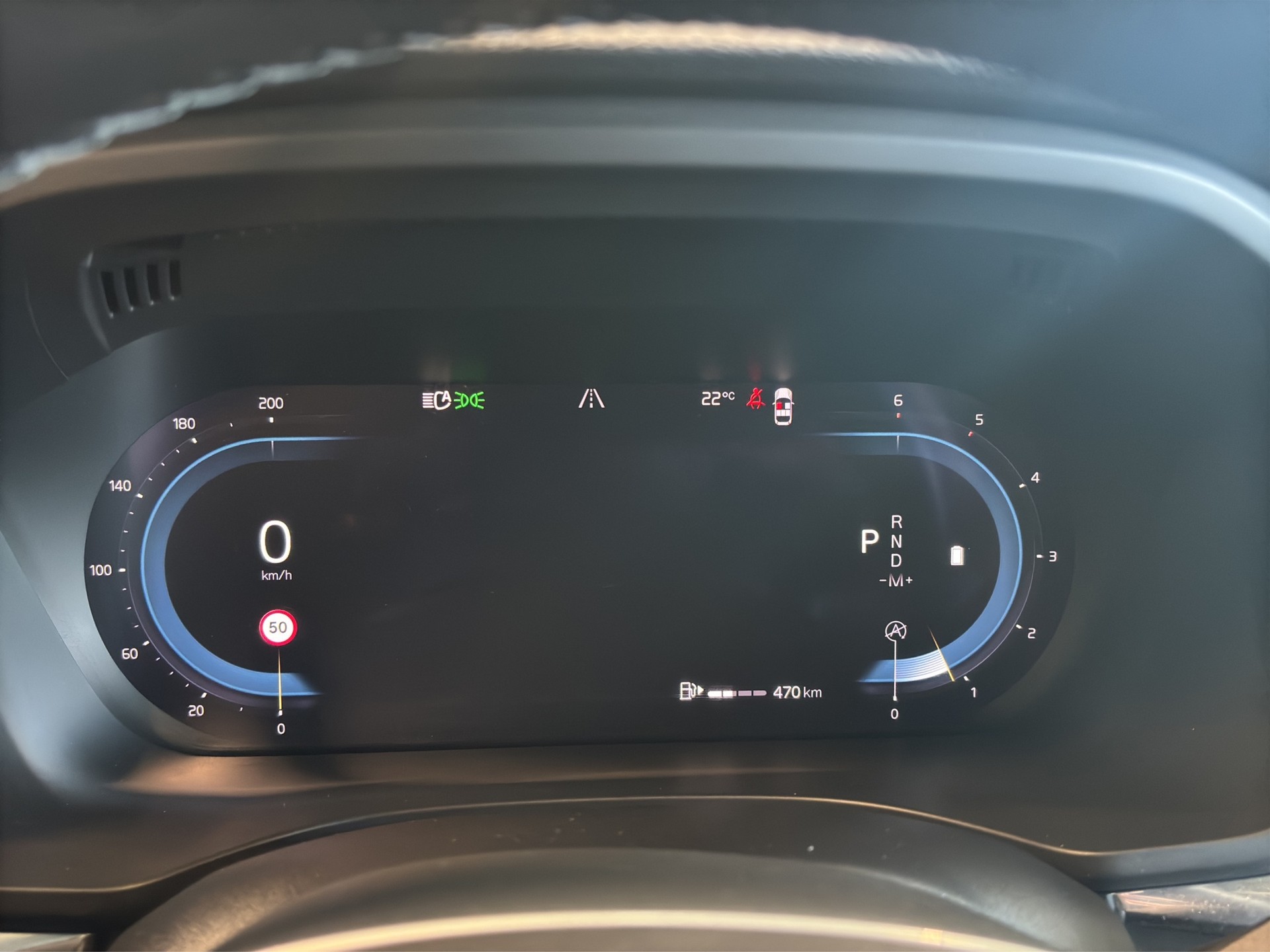 VOLVO XC60 B4 Diesel Mild Hybrid AWD Momentum Geartronic-image-28