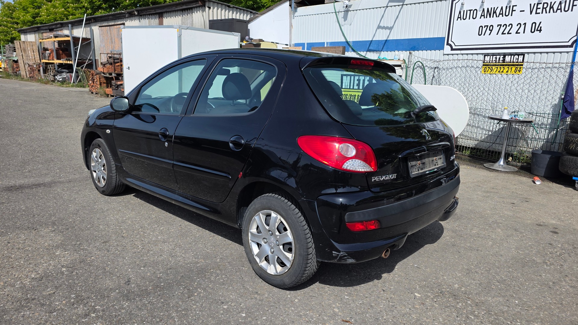 PEUGEOT 206+ 1.4 Trendy-image-6