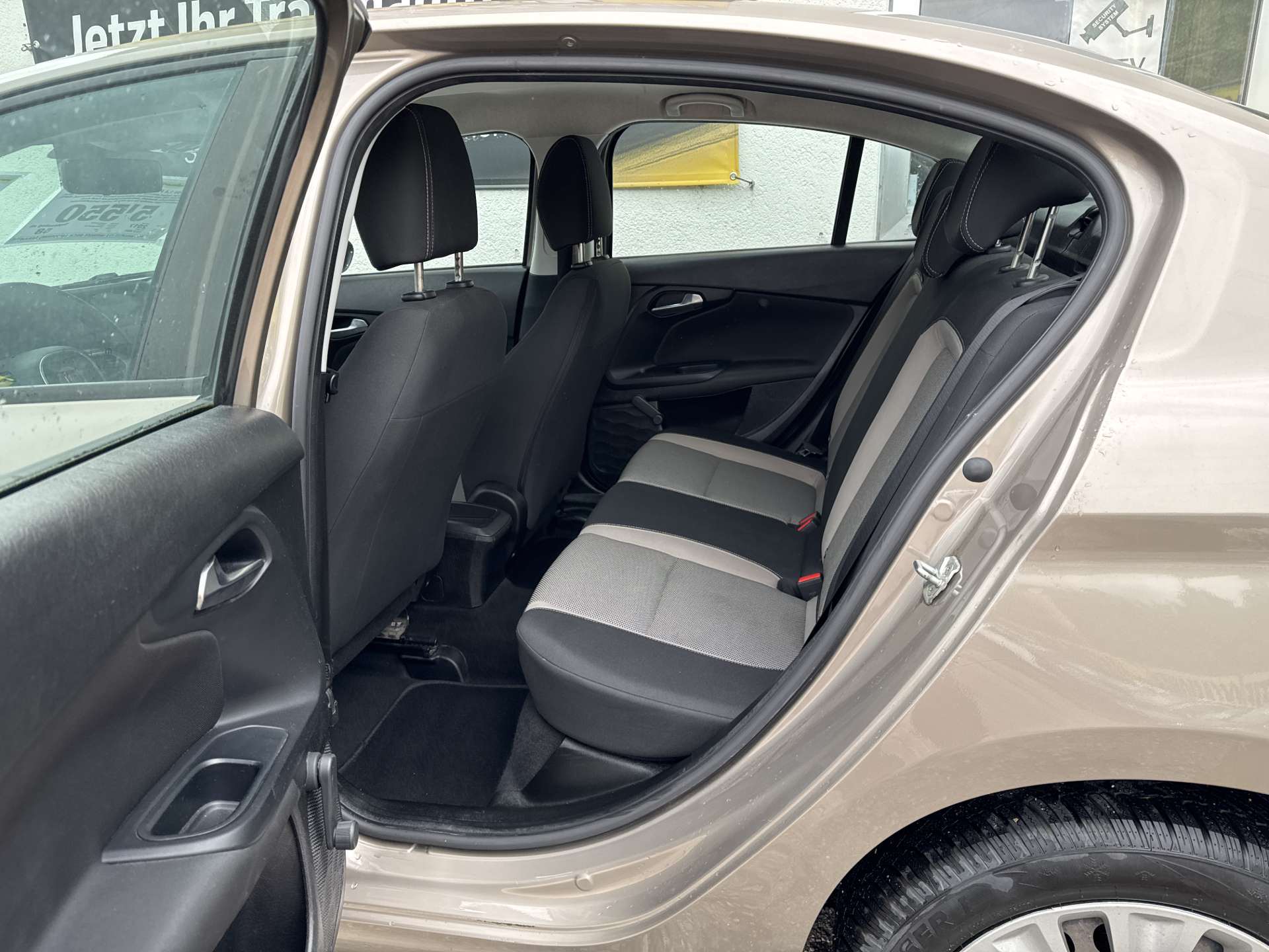 FIAT Tipo 1.4 Pop Top-Preis-image-7