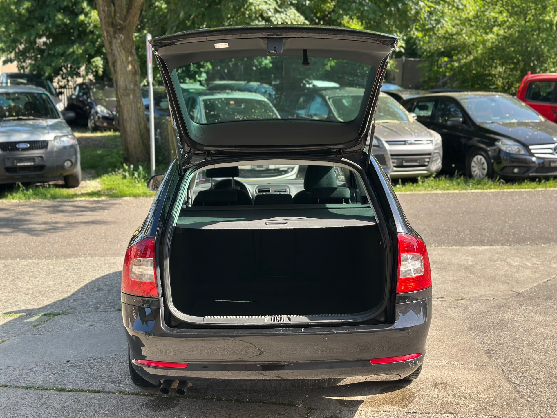 SKODA Octavia Combi 1.8 TSI Stöckli 4x4-image-6