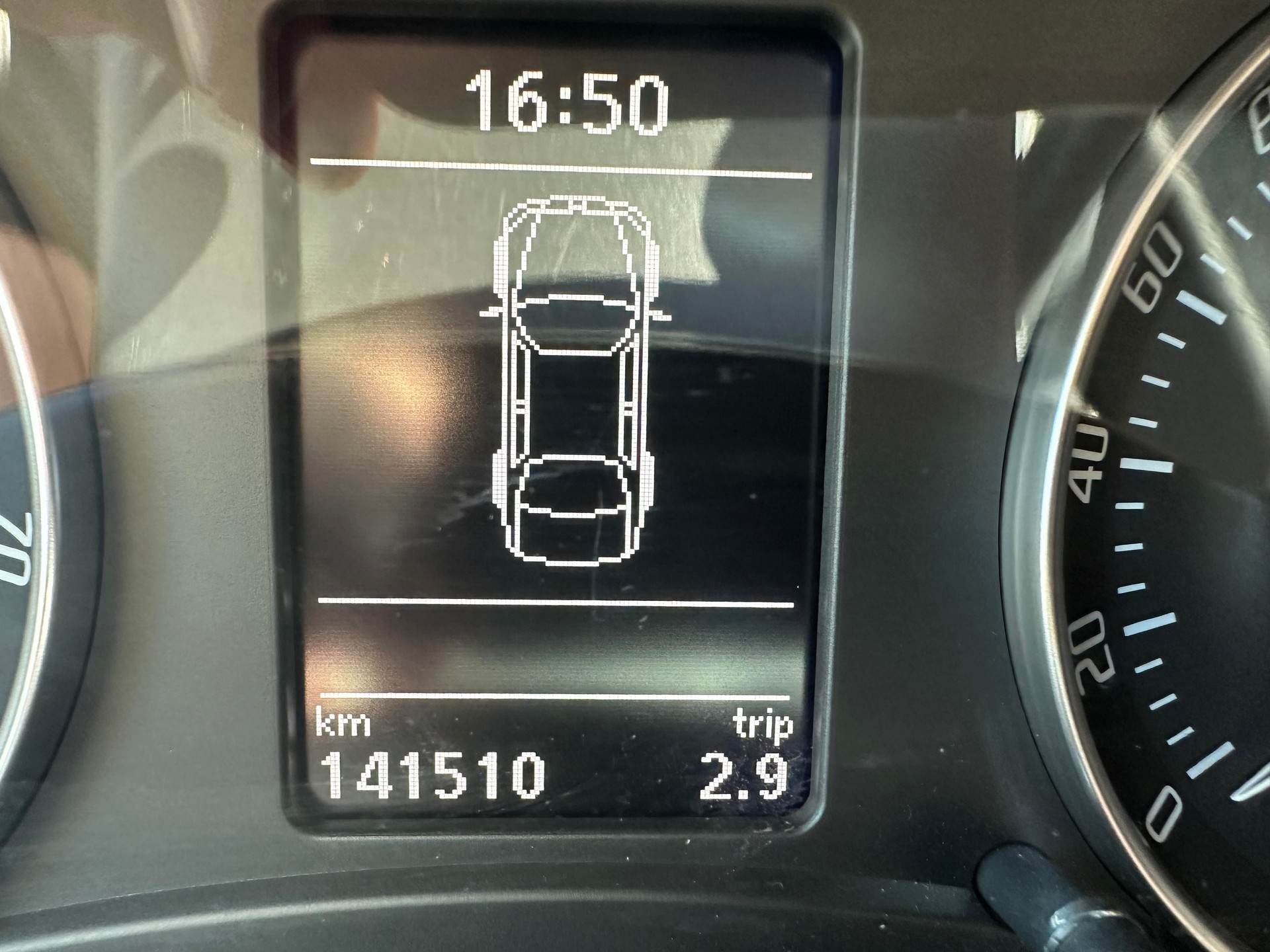 SKODA Octavia Combi 1.8 TSI Stöckli 4x4-image-12
